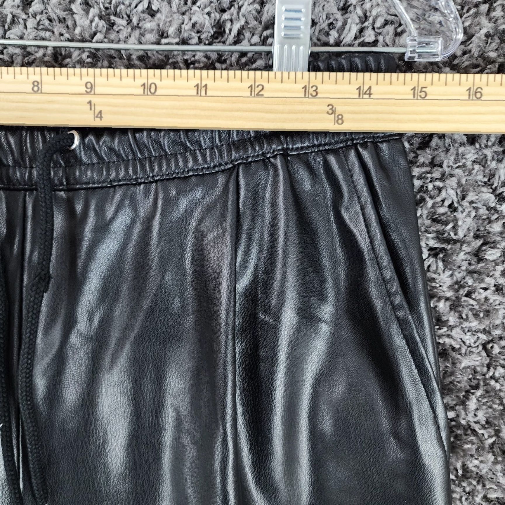 Zara Zara Jogger Pants Women's Black Polyurethane Elastic Waist Ankles Size S Size 28" / US 6 / IT 42 - 4 Thumbnail