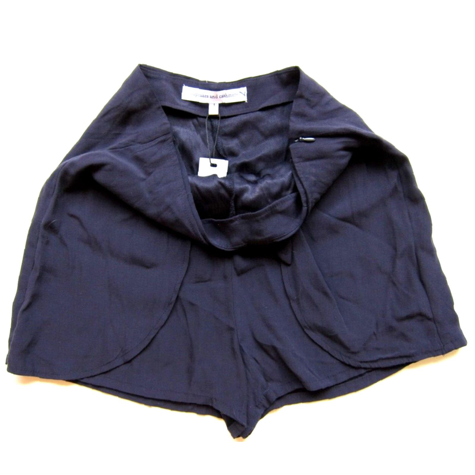 Vintage NWT Cupcakes And Cashmere Rayon Navy Blue High Rise Wrap Shorts Women Size 4 Size 27" / US 4 / IT 40 - 3 Thumbnail