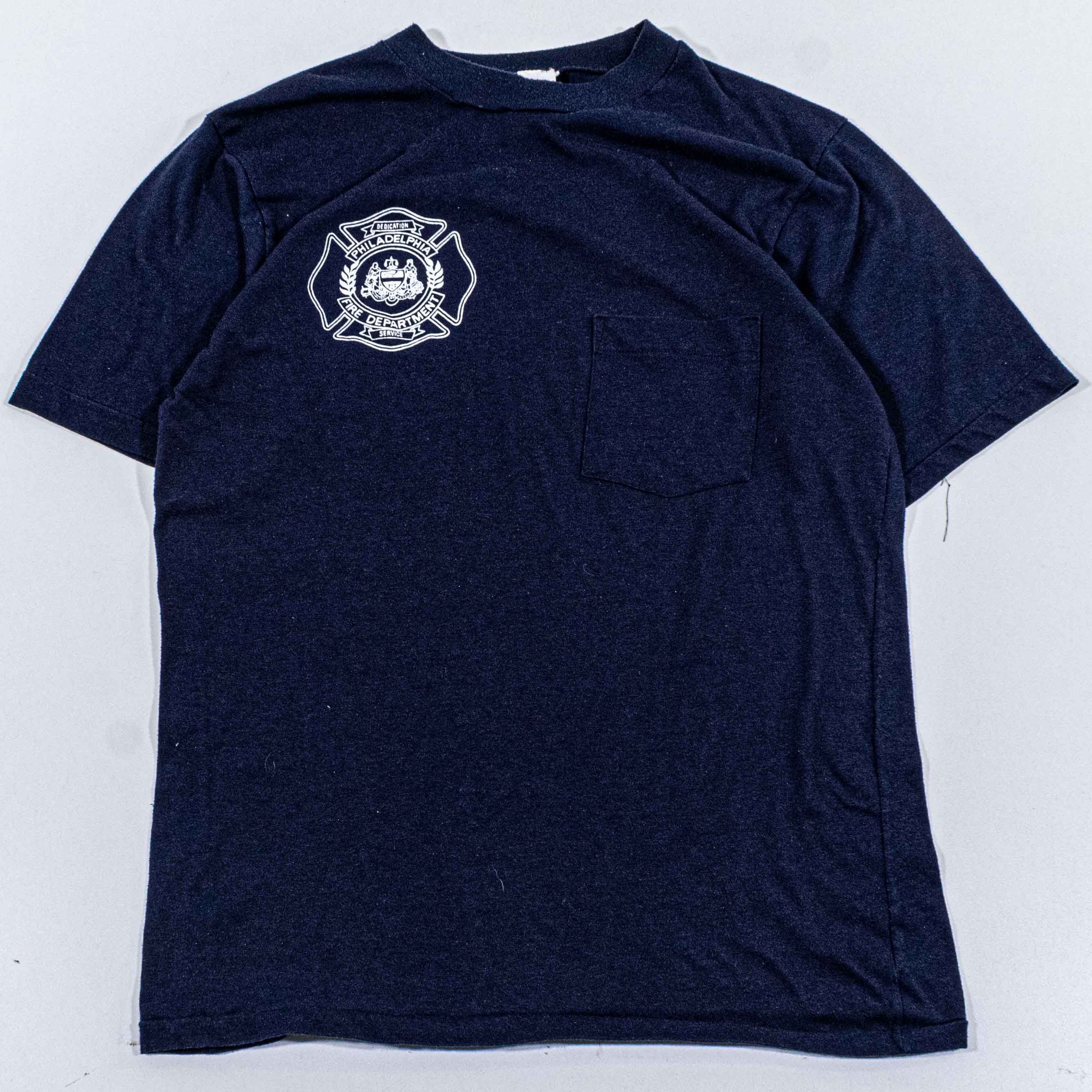 Vintage Philadelphia Fire Department T-Shirt Single Stitch Pocket Size US M / EU 48-50 / 2 - 1 Thumbnail