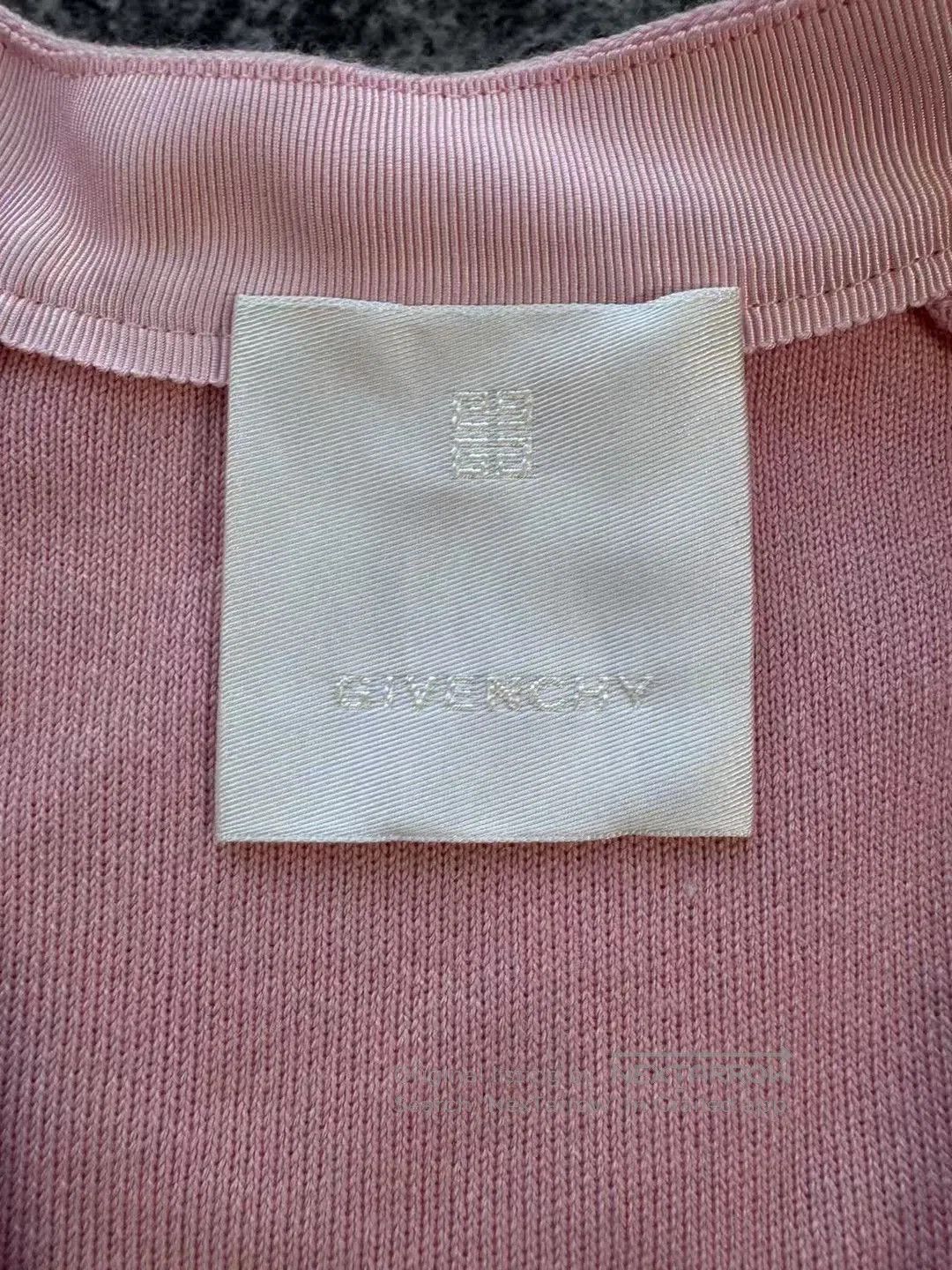 Givenchy Givenchy Pink Lock Button Wool Cardigan. Size S / US 4 / IT 40 - 3 Thumbnail