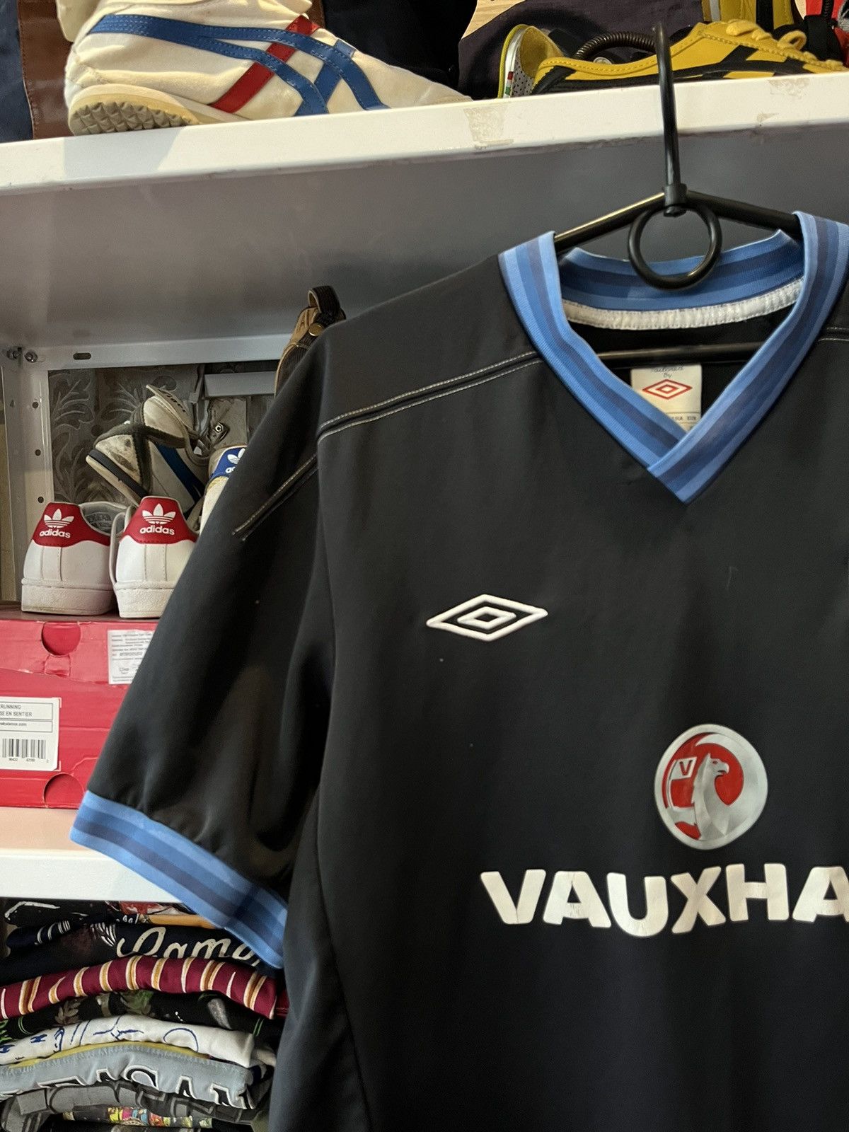 Umbro Vintage ENGLAND 2012 Umbro Vauxhall training shirt Size US XL / EU 56 / 4 - 3 Thumbnail