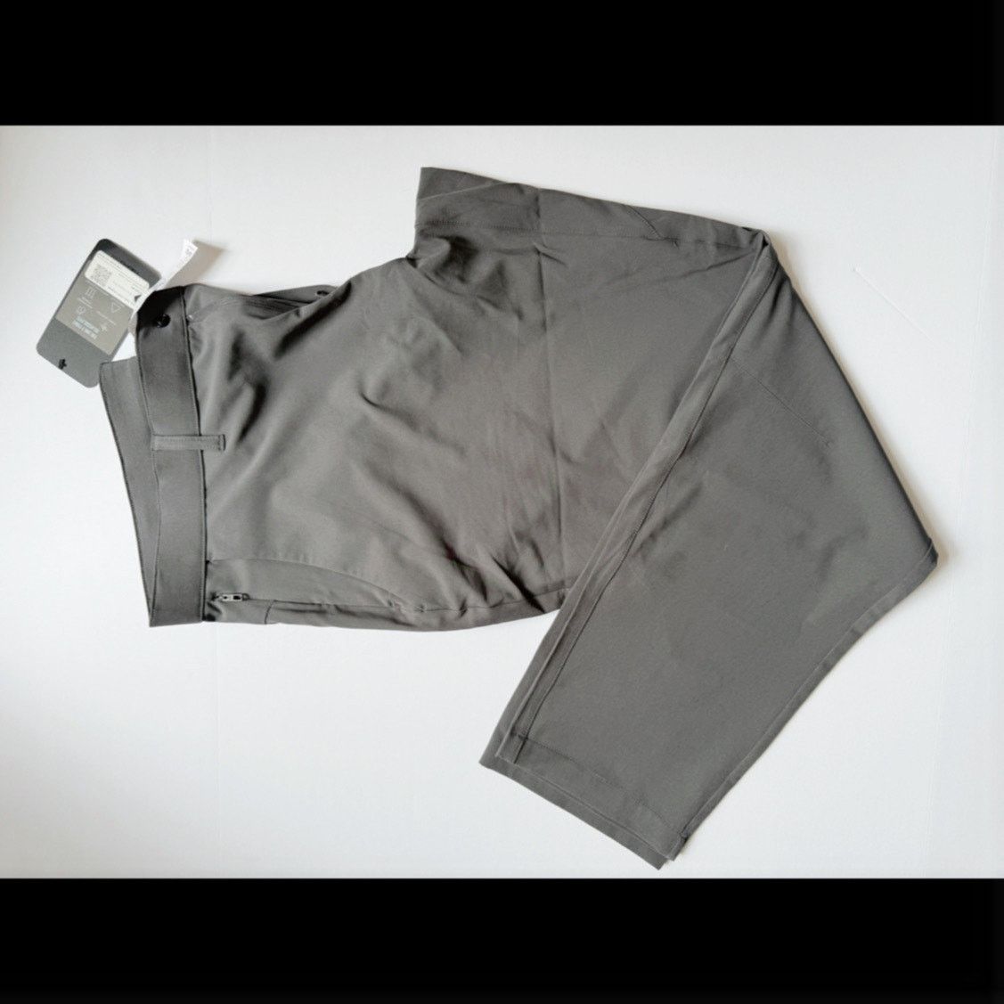 Fabletics Fabletics The Only Pant (Classic Fit) | Gray | 36x32 Size US 36 / EU 52 - 1 Thumbnail