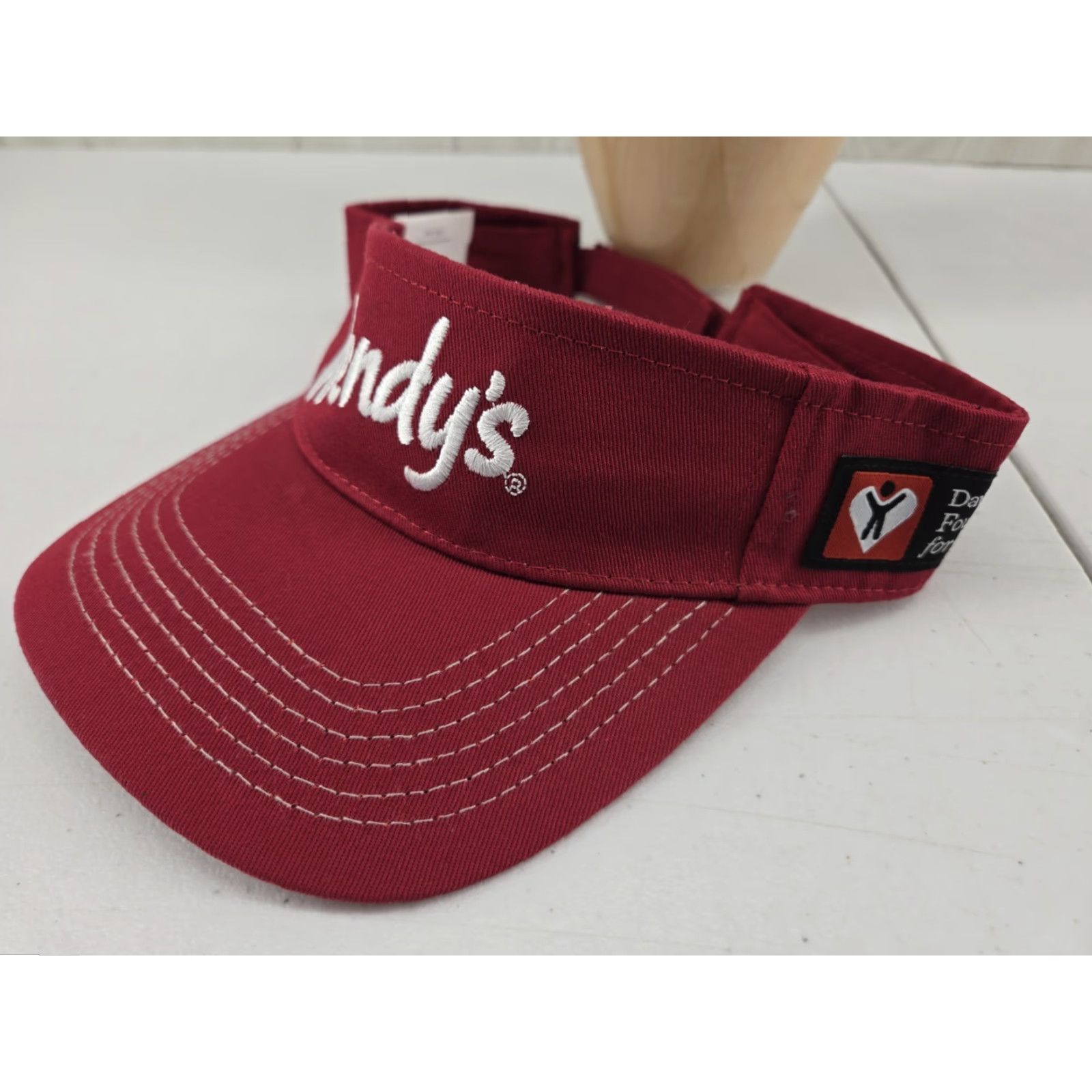 Vintage Wendy's Visor Cap Hat 100% Cotton Red Adjustable Unisex Adults Casual Size ONE SIZE - 2 Thumbnail