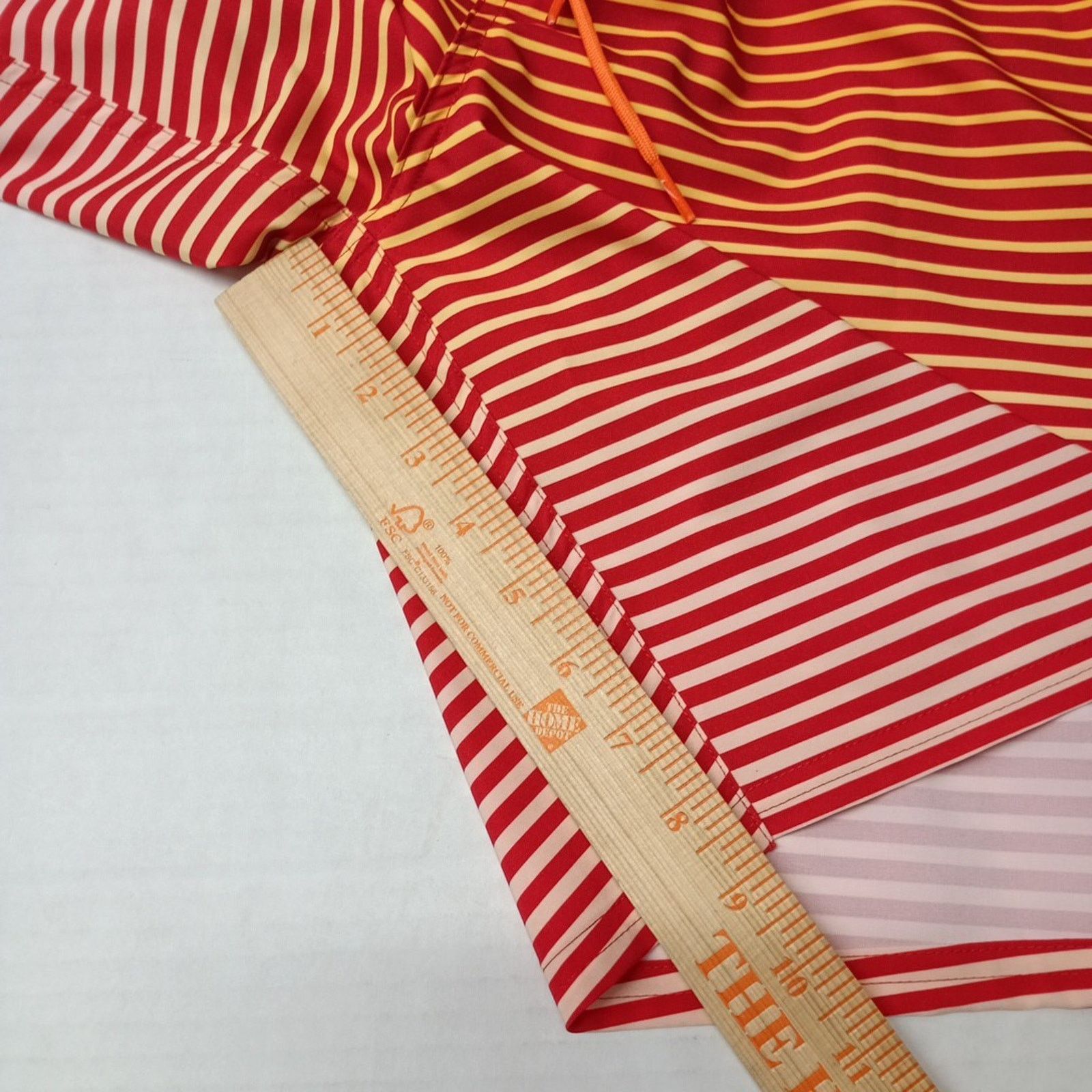 Nike New Nike Nesse 9" Yellow Red Swim Shorts Trunks Men's Size M Size US 30 / EU 46 - 2 Thumbnail