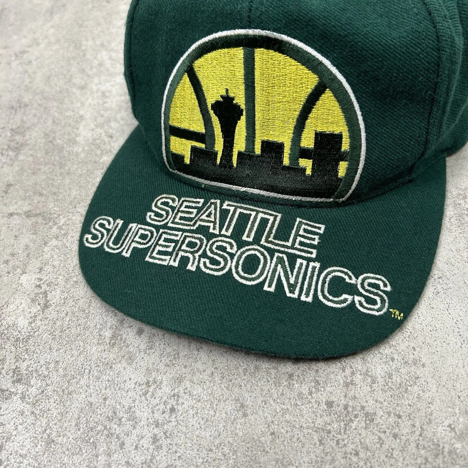 NBA × Vintage SEATTLE SUPERSONICS SIGNATURE AJD MIRROR SNAPBACK SIZE FREE Size ONE SIZE - 2 Thumbnail
