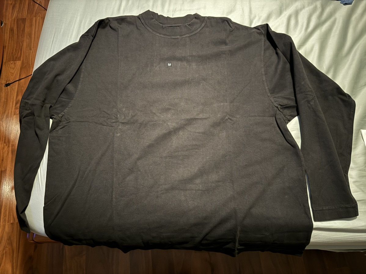 Balenciaga × Gap × Kanye West Yeezy Gap Logo Long Sleeve Tee Black Size Large Size US L / EU 52-54 / 3 - 3 Thumbnail