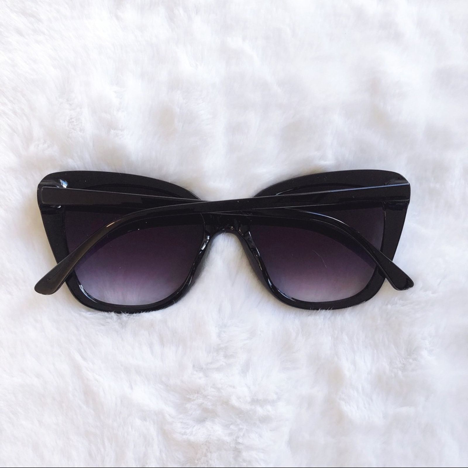 Other Amelia Black Cat Eye Full Rim Sunglasses Size ONE SIZE - 9 Thumbnail
