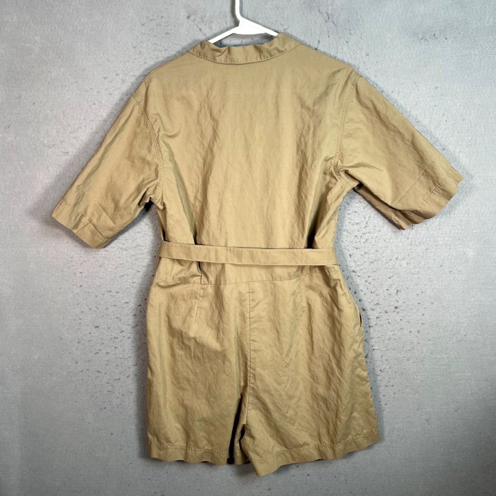 Uniqlo Uniqlo Jumpsuit Womens Size L Khaki Linen Blend Belt Wide-Leg Casual One-Piece Shirt Womens L Khaki Linen-Blend Jumpsuit with Belt Size 36" / US 14 / IT 50 - 2 Thumbnail