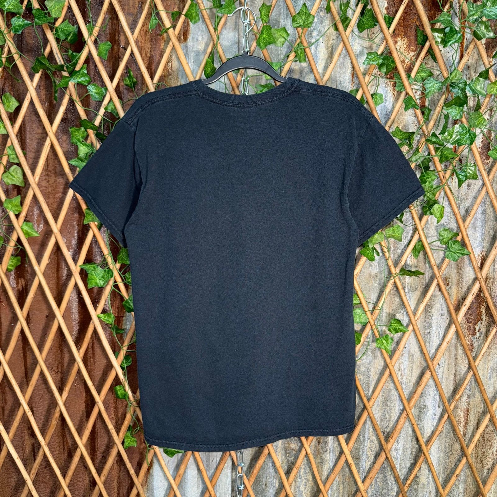Vintage Vintage Y2K AC/DC back in black 2000s tour concert t-shirt Size US M / EU 48-50 / 2 - 2 Thumbnail