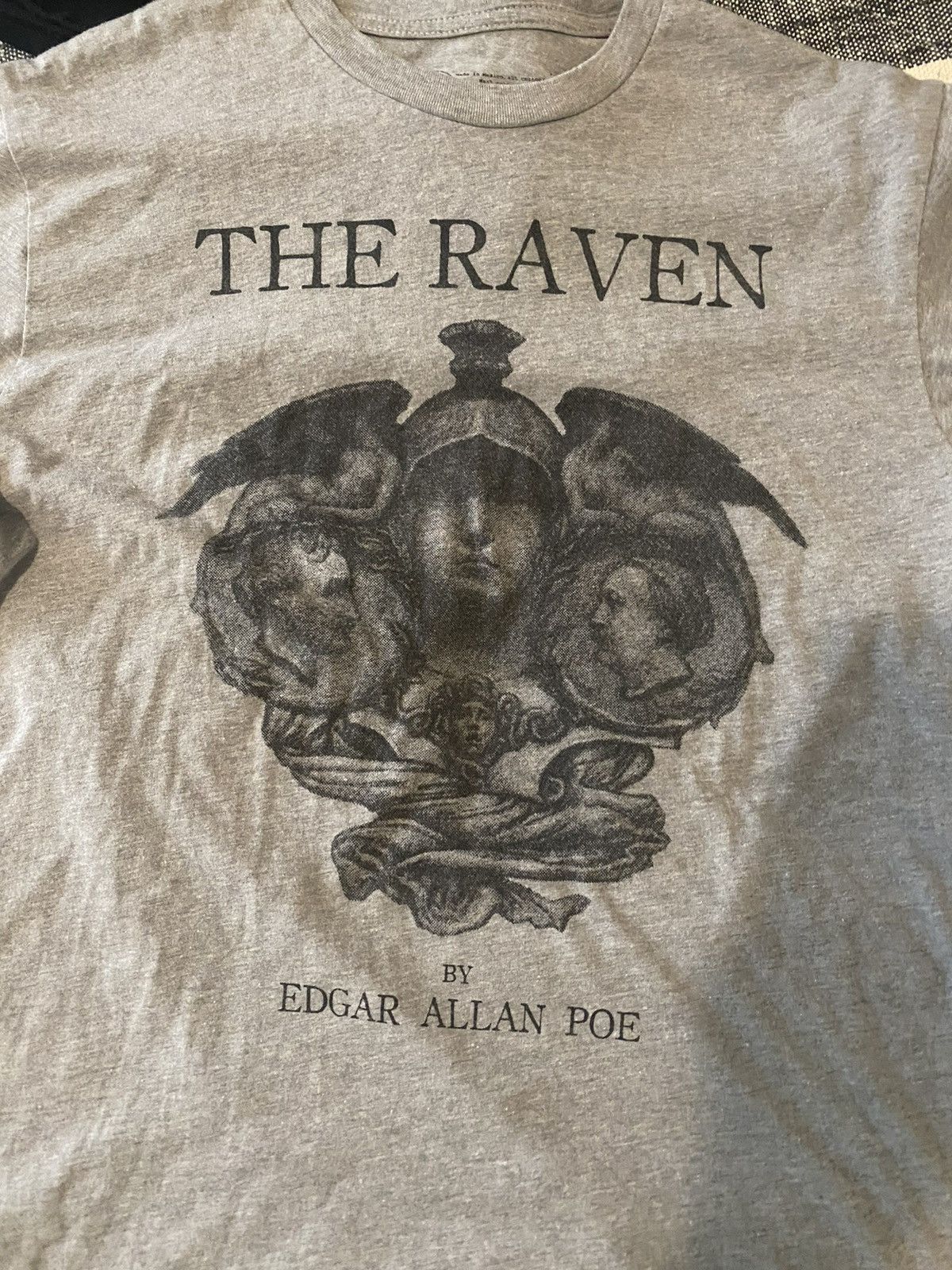 Vintage Edgar Allen Poe the Raven tee Size US M / EU 48-50 / 2 - 1 Thumbnail