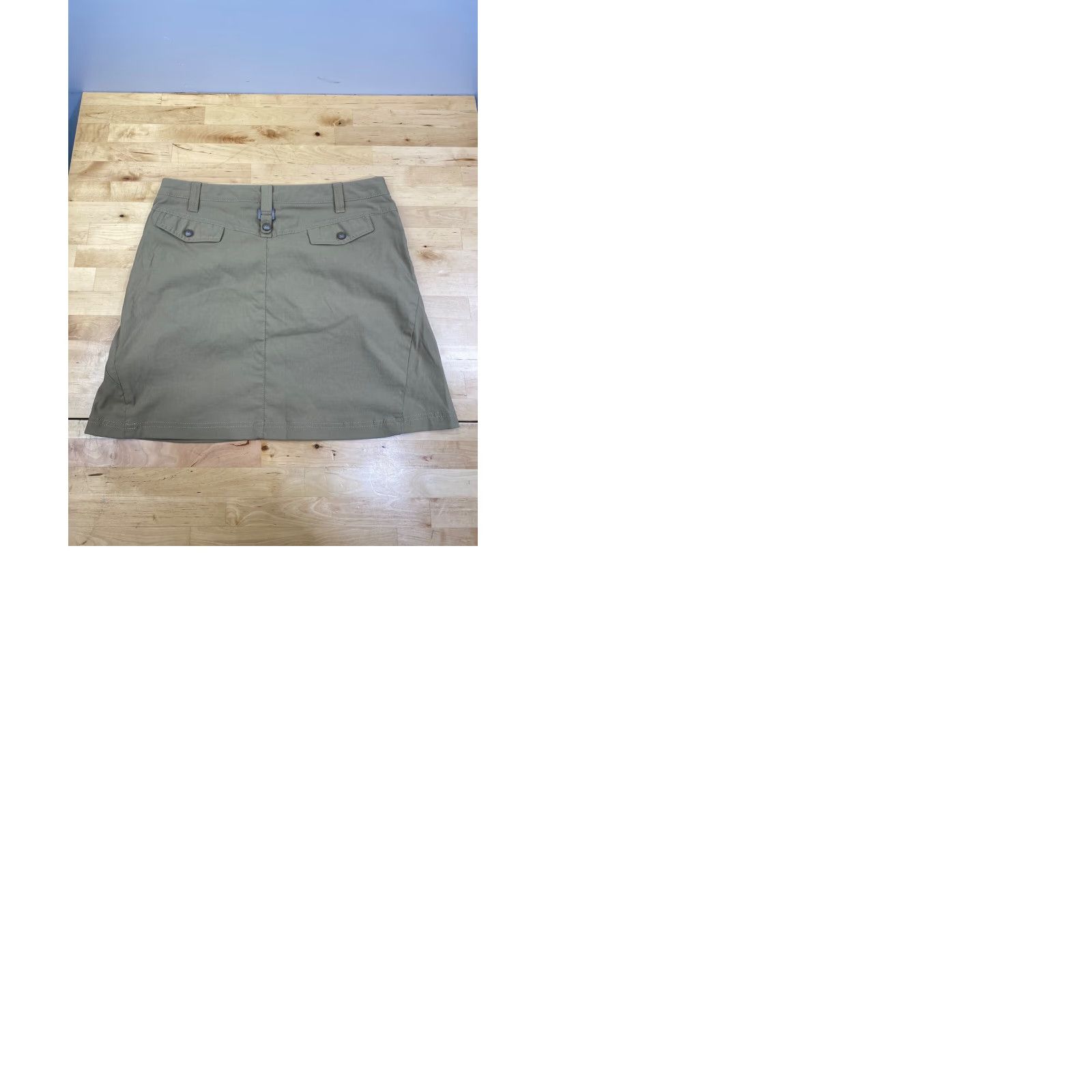 Athleta Athleta Skort Womens 8 Beige Lined Activewear Tennis Golf Beig e Athletic Pockets, Comfort, Stretch Athleisure 90s? Size ONE SIZE - 9 Thumbnail