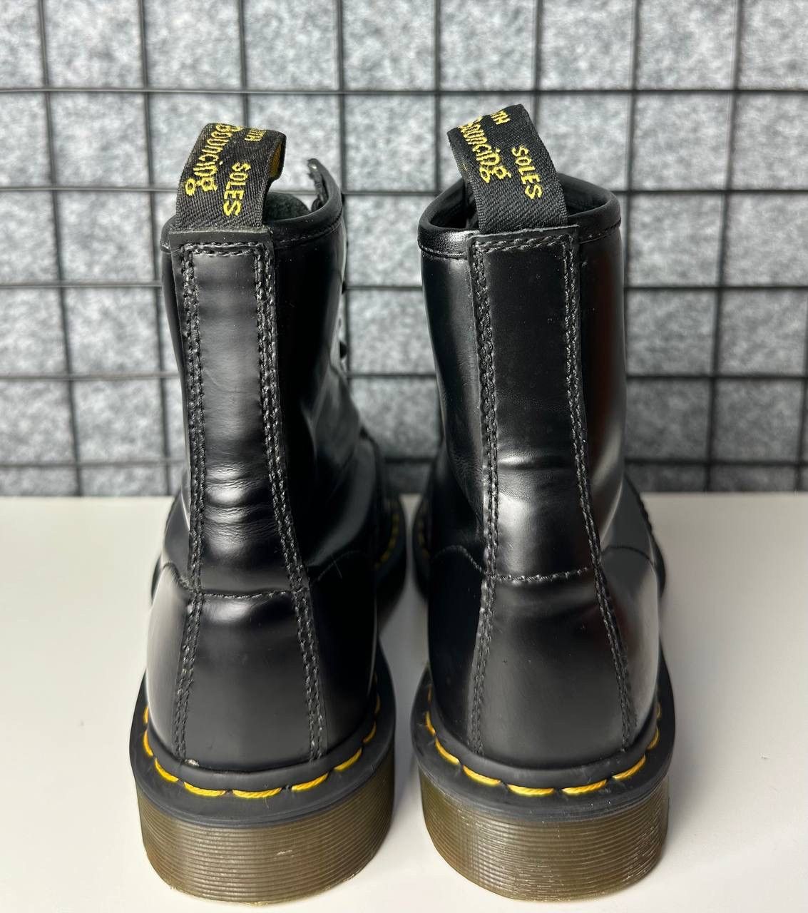 Dr. Martens × Leather Dr. Martens Leather Boots US7 ladies Size US 7 / IT 37 - 8 Thumbnail