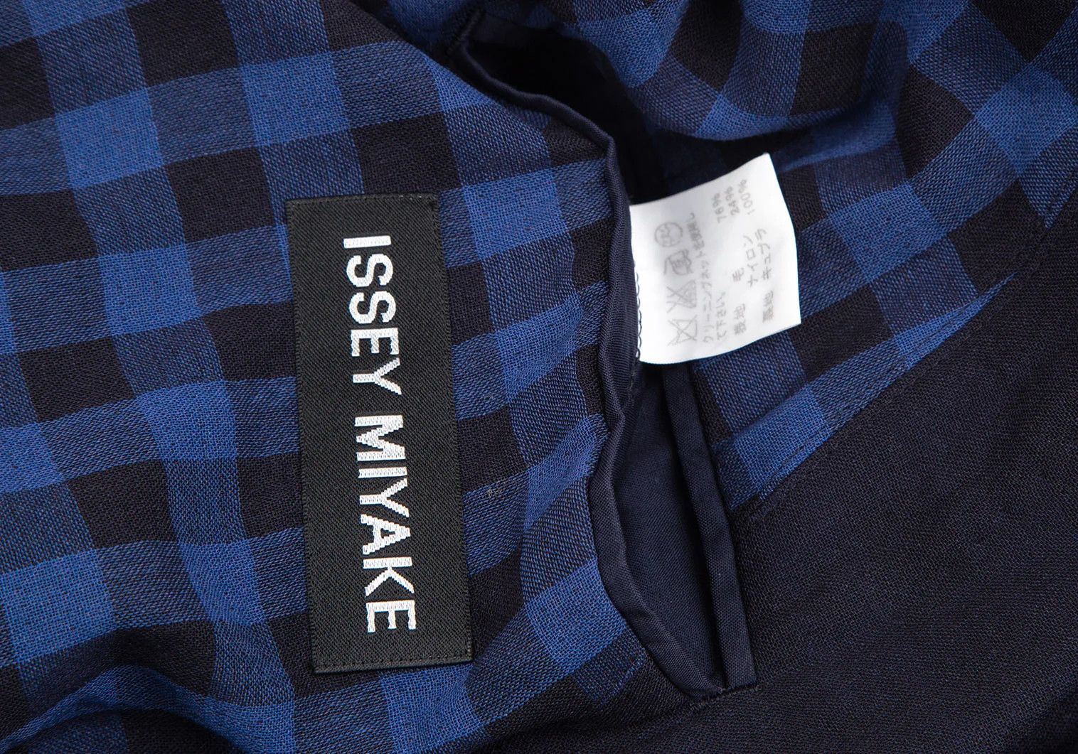 Issey Miyake Summer Wool Jacket in Navy with Check Pattern Size US XL / EU 56 / 4 - 17 Thumbnail
