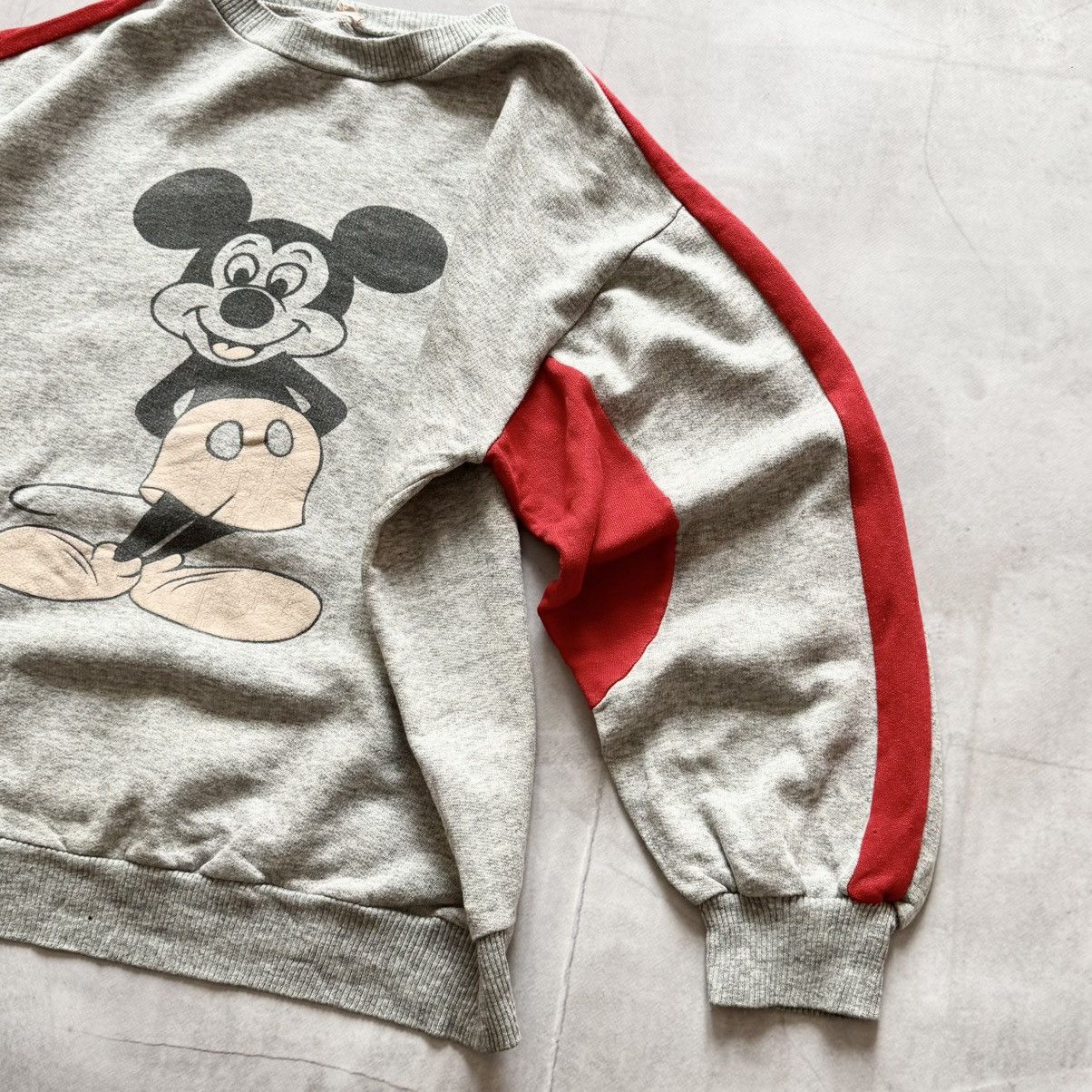 Vintage RARE 70-80s Mickey Mouse Archive Cartoon Movie Sweatshirt Size US M / EU 48-50 / 2 - 6 Thumbnail