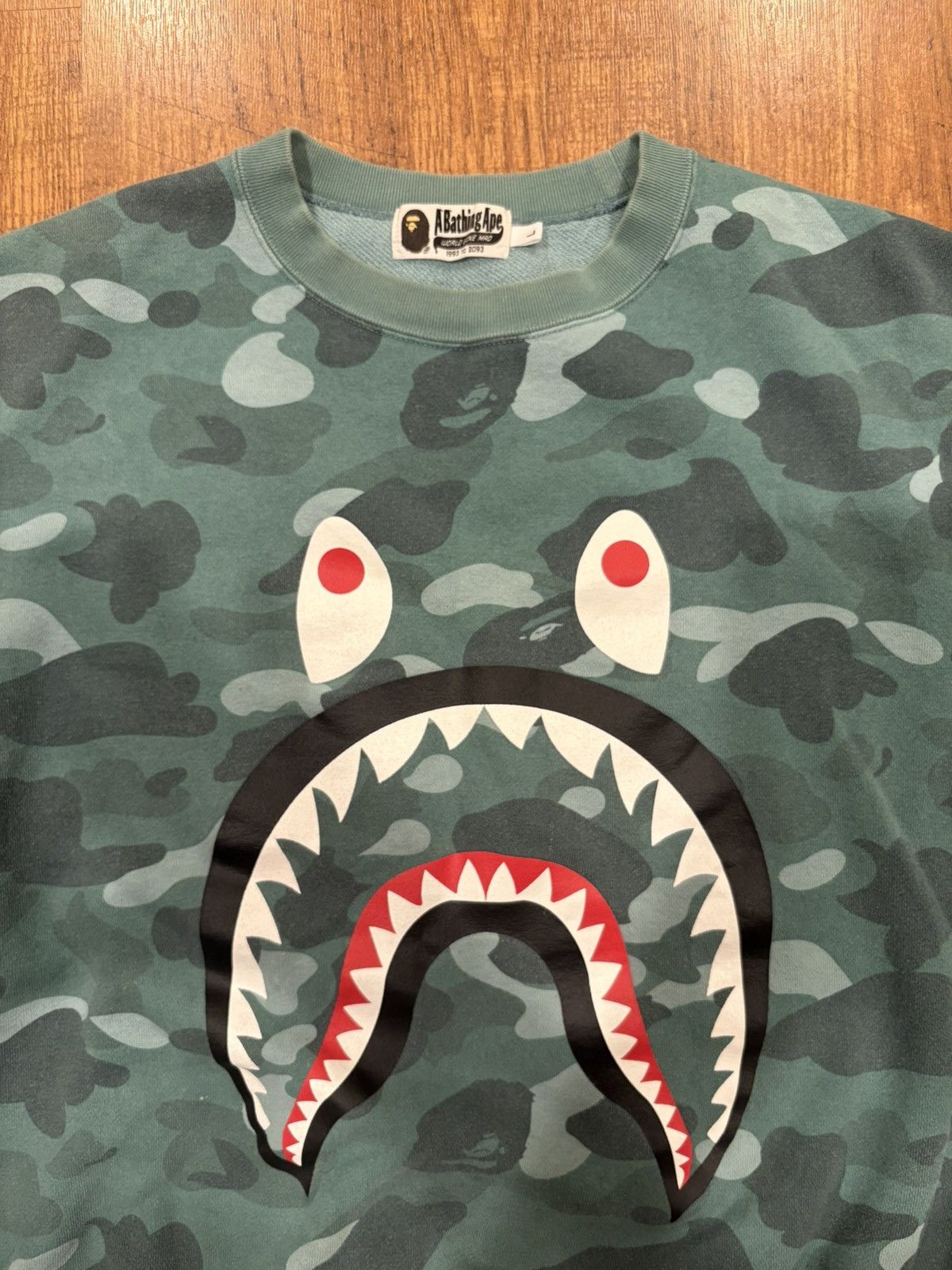 Bape A Bathing Ape Men's L Crewneck Bape Camo Shark Pattern Green Size US L / EU 52-54 / 3 - 5 Thumbnail