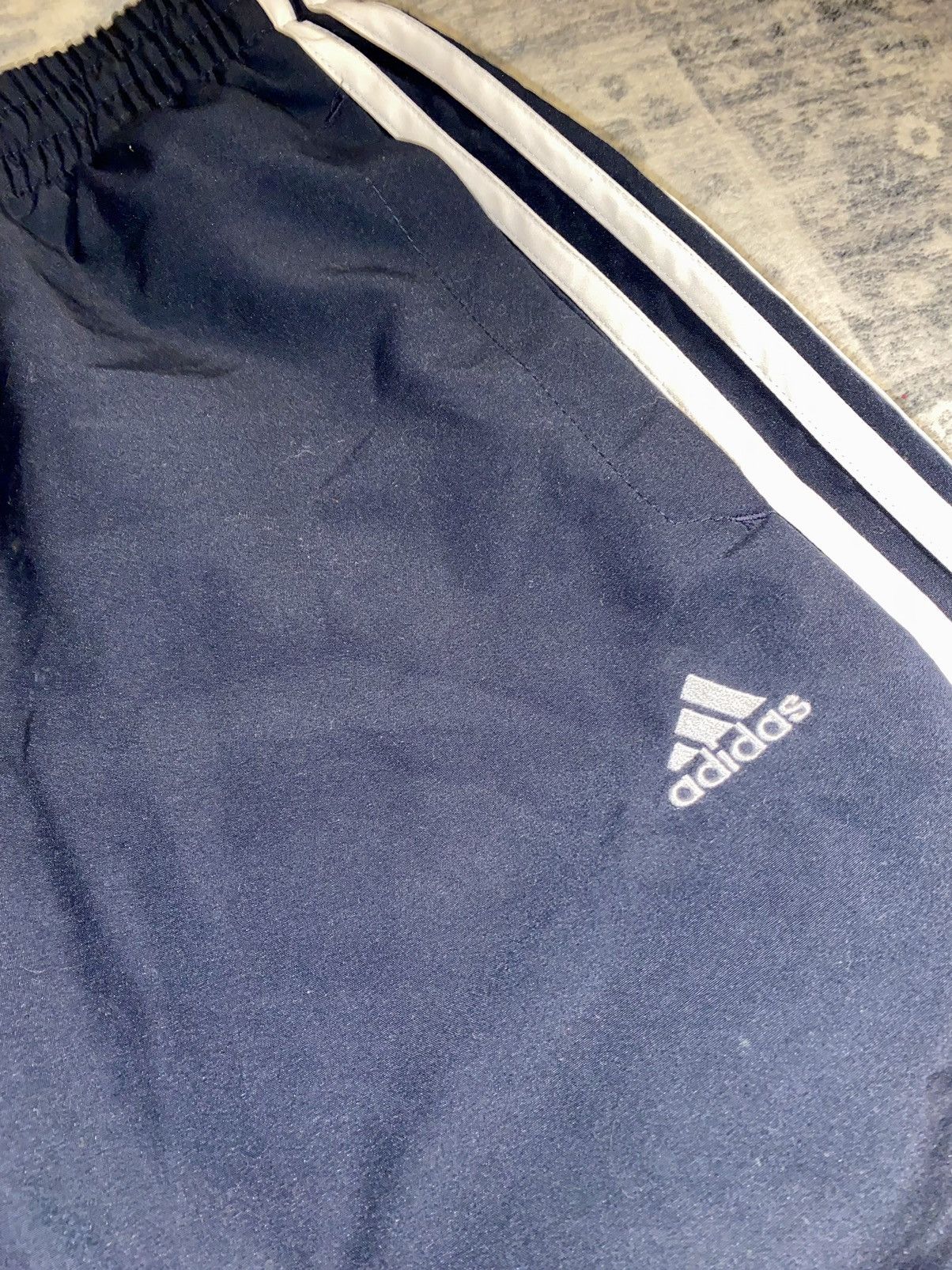 Adidas × Vintage Adidas Essentials 3-Stripes Woven Pants - Early 2000s Size US 32 / EU 48 - 4 Thumbnail