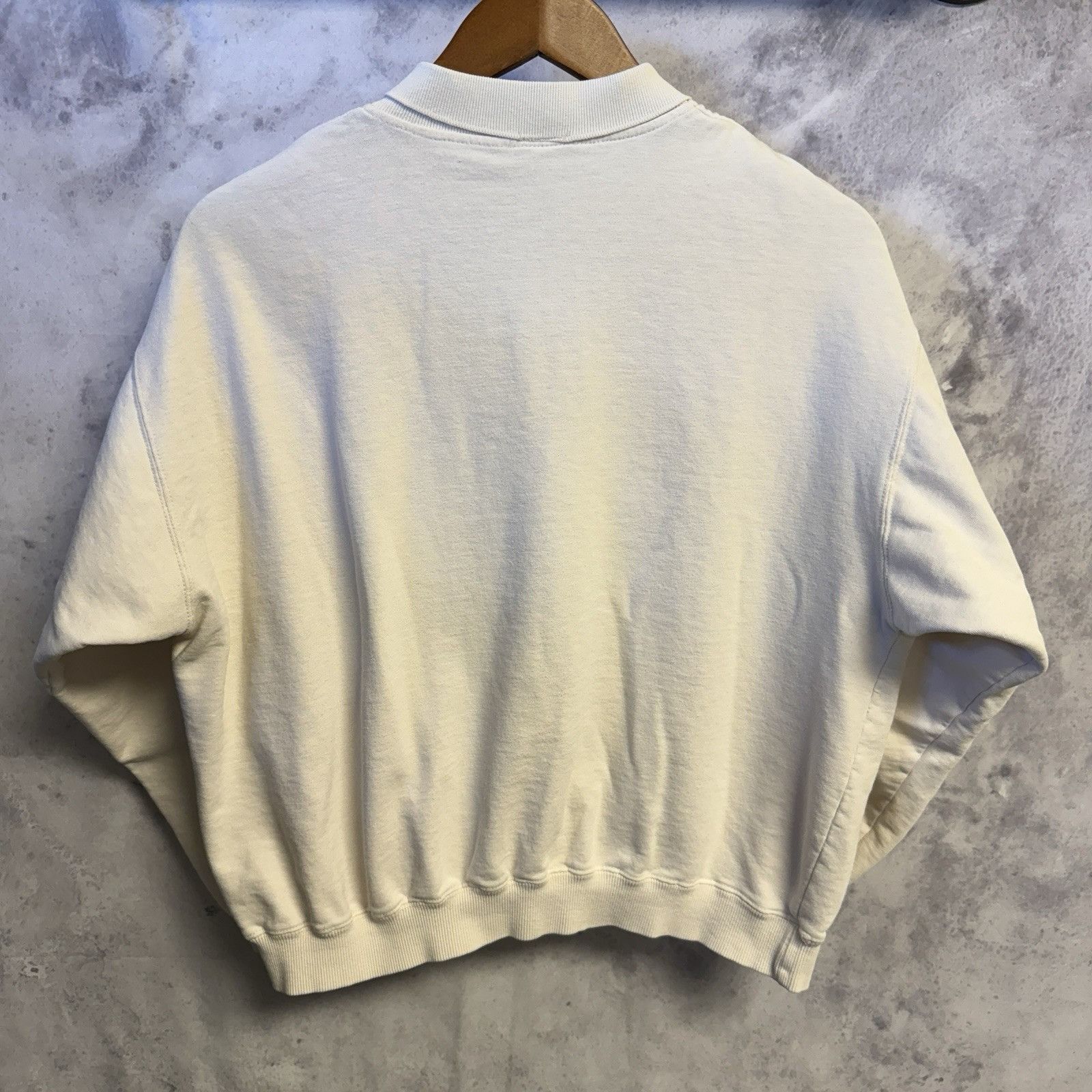 Vintage Vintage 90s Army Boy Sweatshirt Mens Large 22.5x21 White Col Size US L / EU 52-54 / 3 - 2 Thumbnail