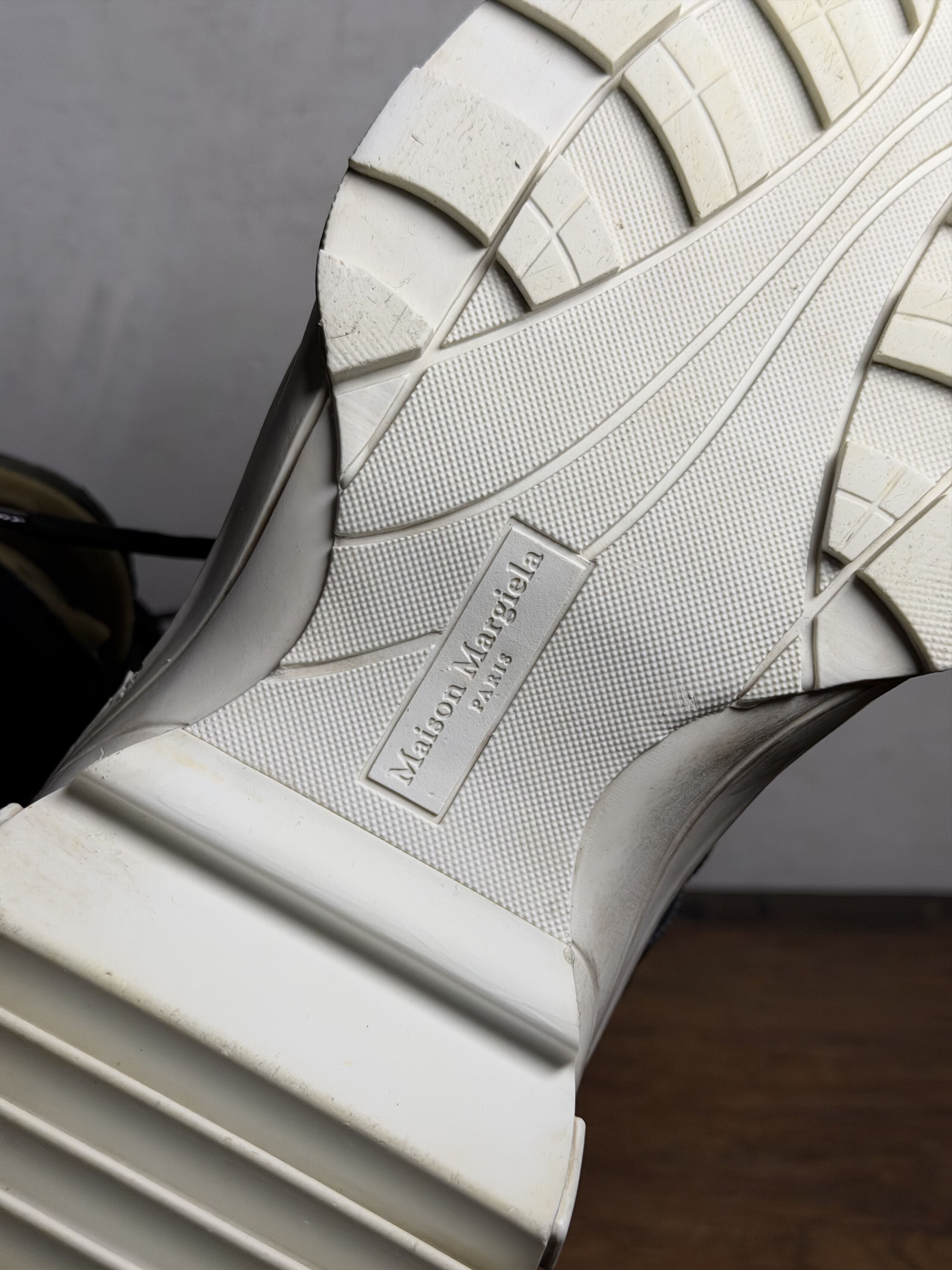 Maison Margiela Maison Margiela Retro Fit Sneakers Size US 11 / EU 44 - 10 Thumbnail