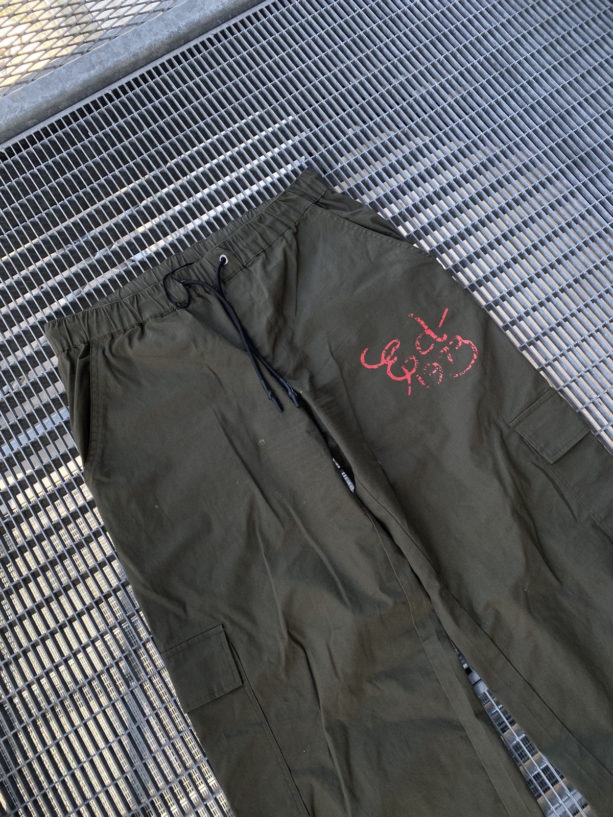 Ed Hardy Ed Hardy Embroidered Logo Parachute Baggy Pants Size US 31 - 8 Thumbnail