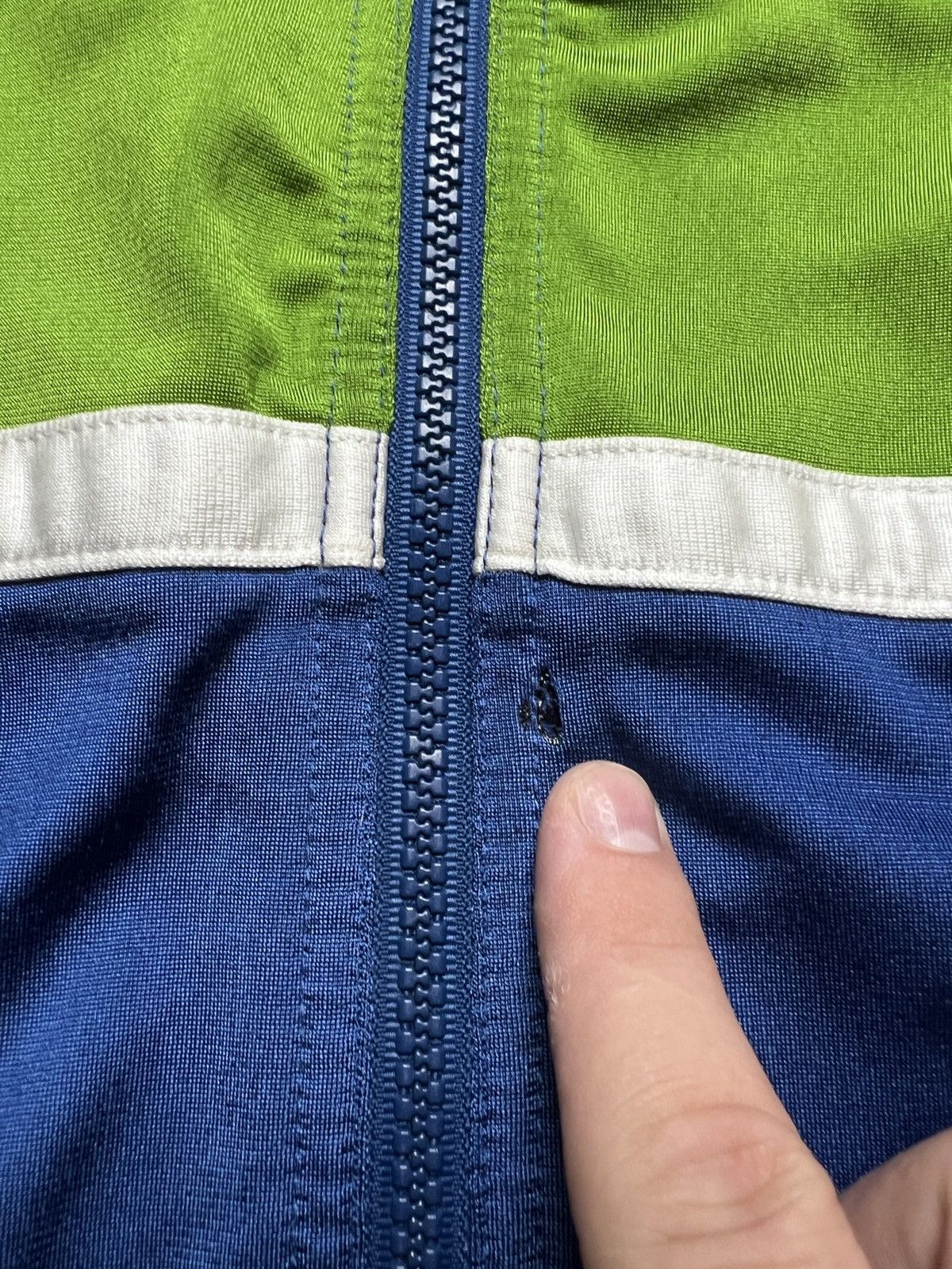 Nike 🇺🇸 Nike Vintage Zipper Jacket central swoosh logo y2k 90s Size US L / EU 52-54 / 3 - 10 Thumbnail