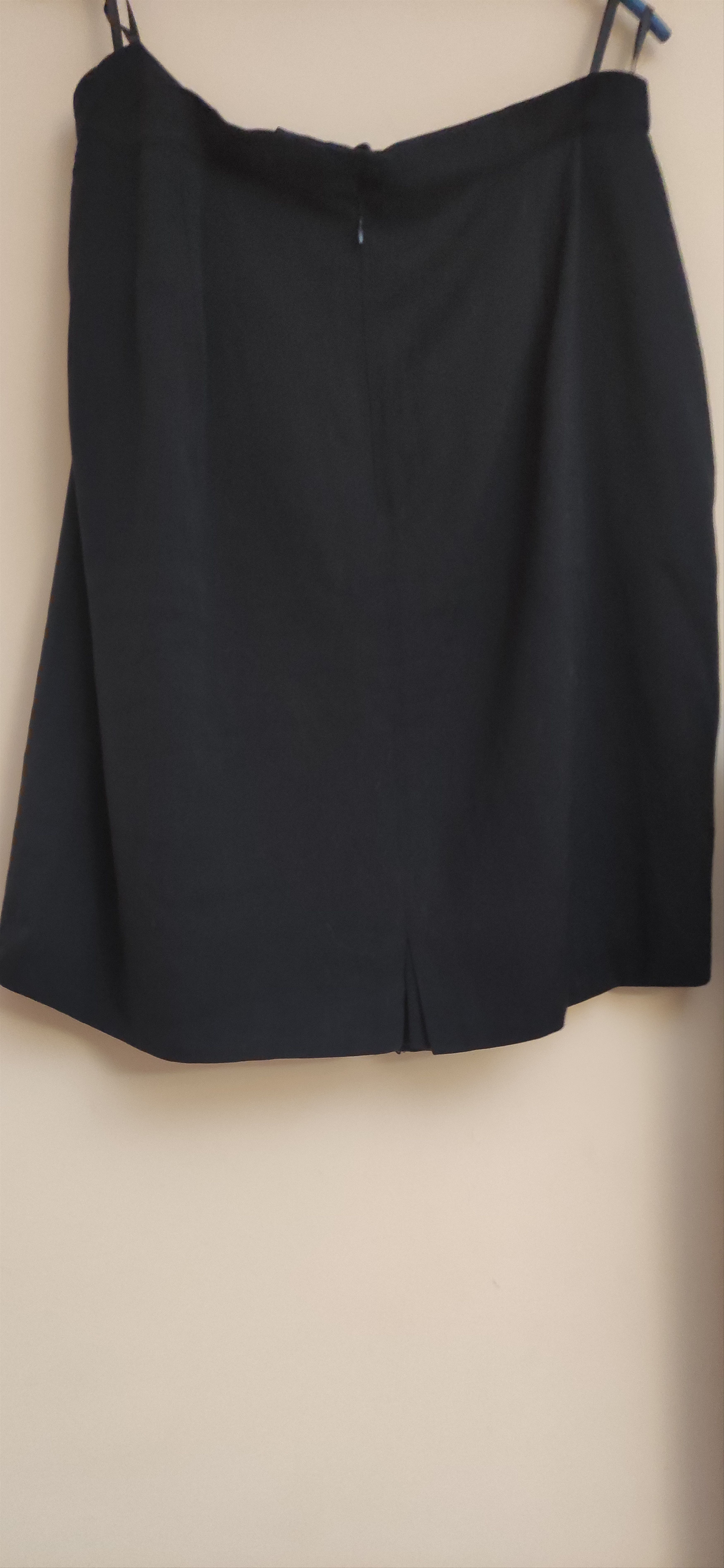 Escada The skirt Escada Size 27" / US 4 / IT 40 - 2 Thumbnail