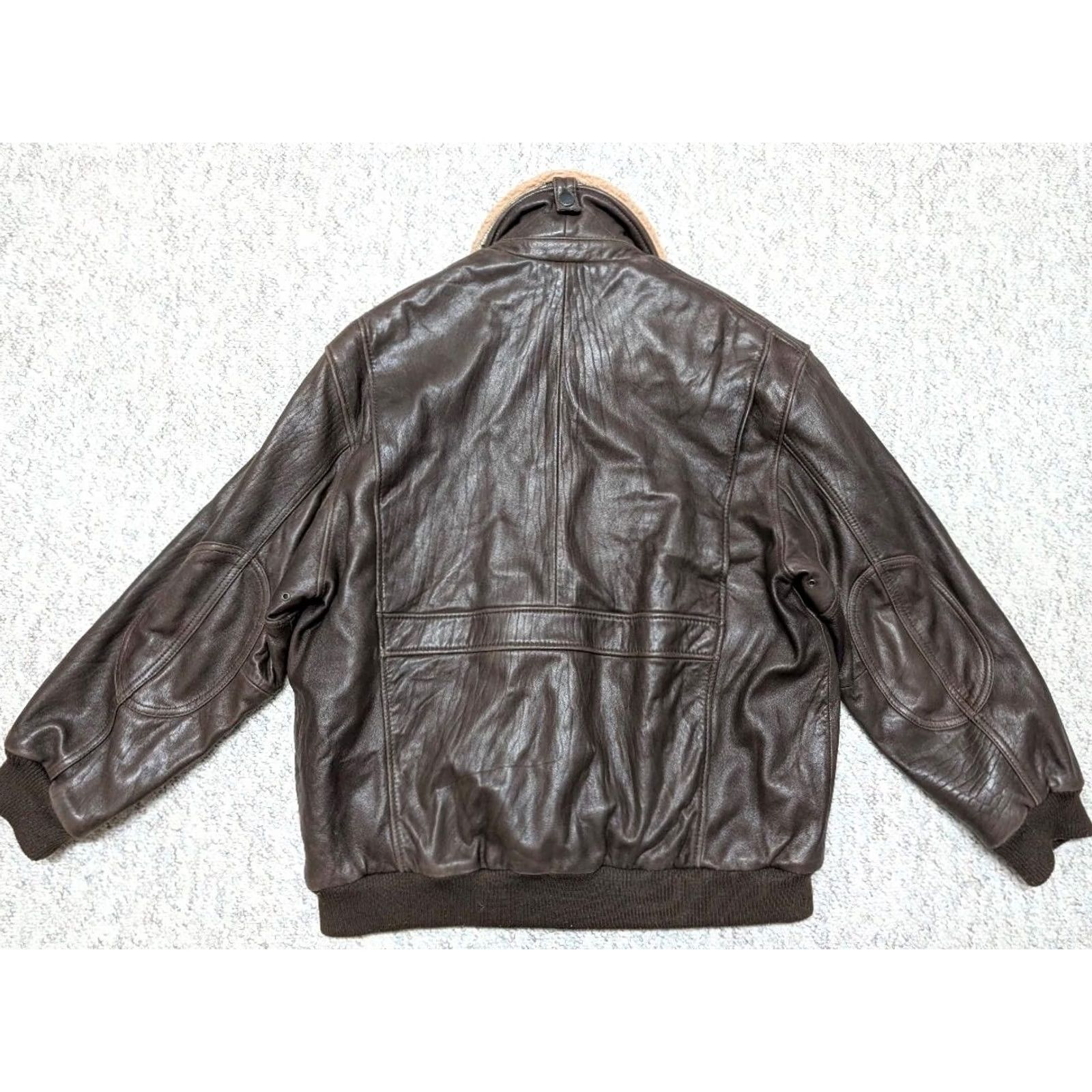Vintage VINTAGE Cabela's bomber jacket Leather brown L Mens Lambskin 44-46 Flight aviation Size US L / EU 52-54 / 3 - 3 Thumbnail