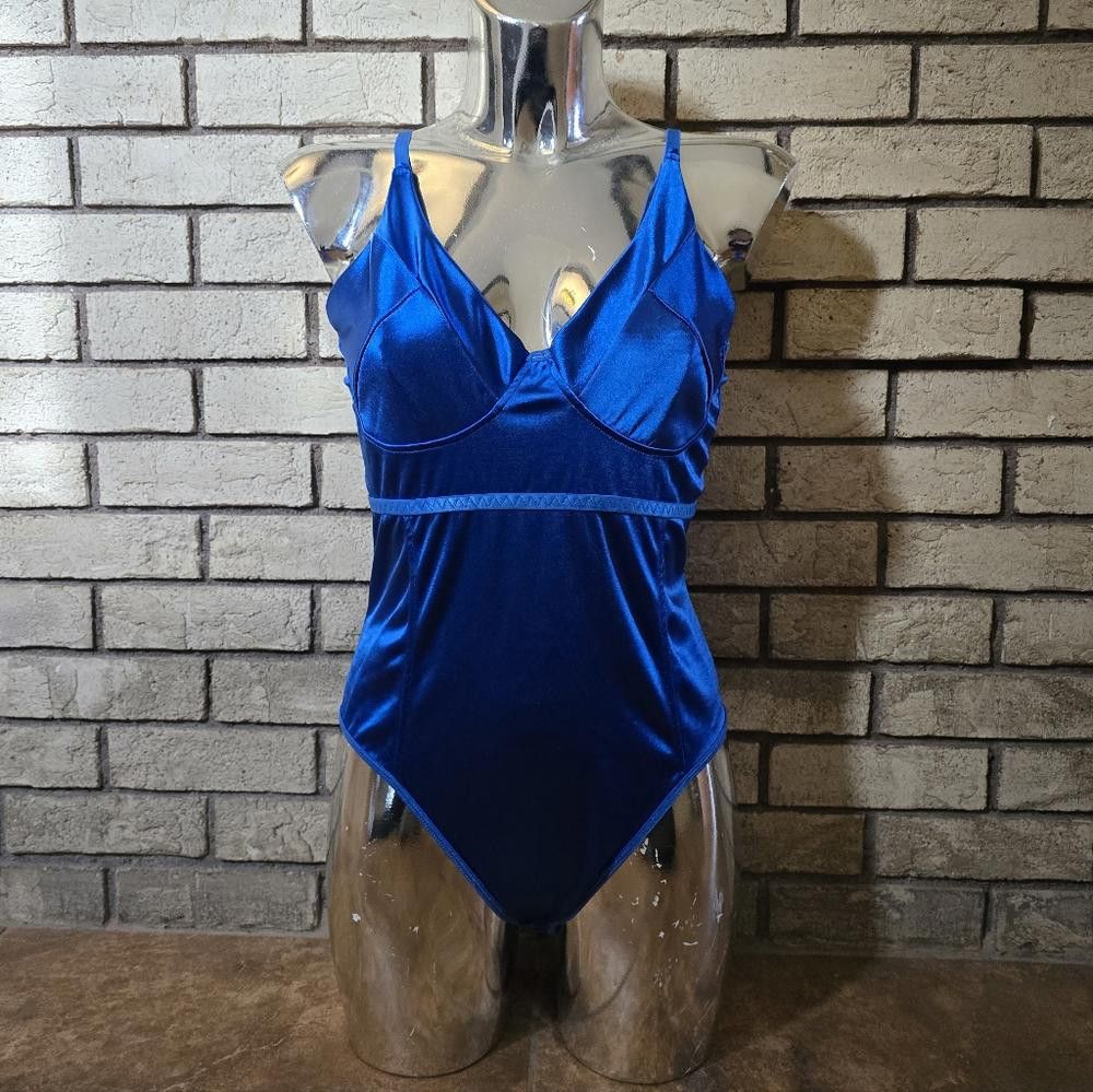 Designer Blue Vibrant Satin Seductive Lingerie Nightie Size ONE SIZE - 1 Thumbnail