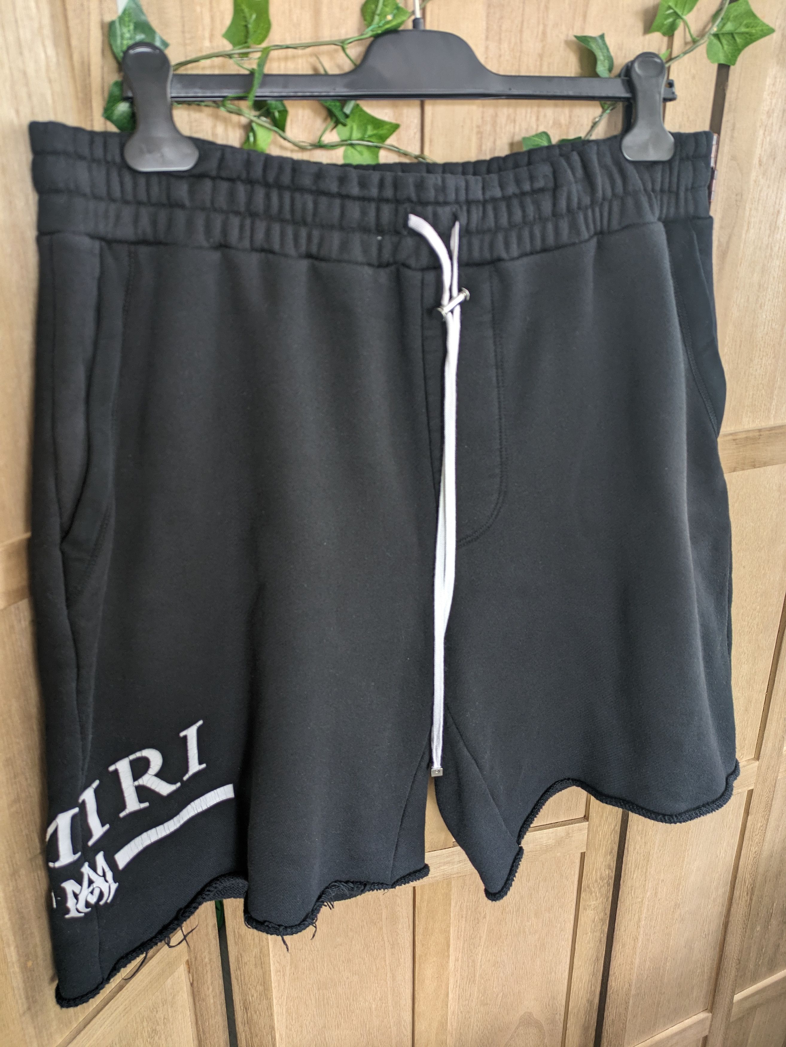 Amiri Black AMIRI sweat shorts 2XL Size US 40 / EU 56 - 1 Thumbnail