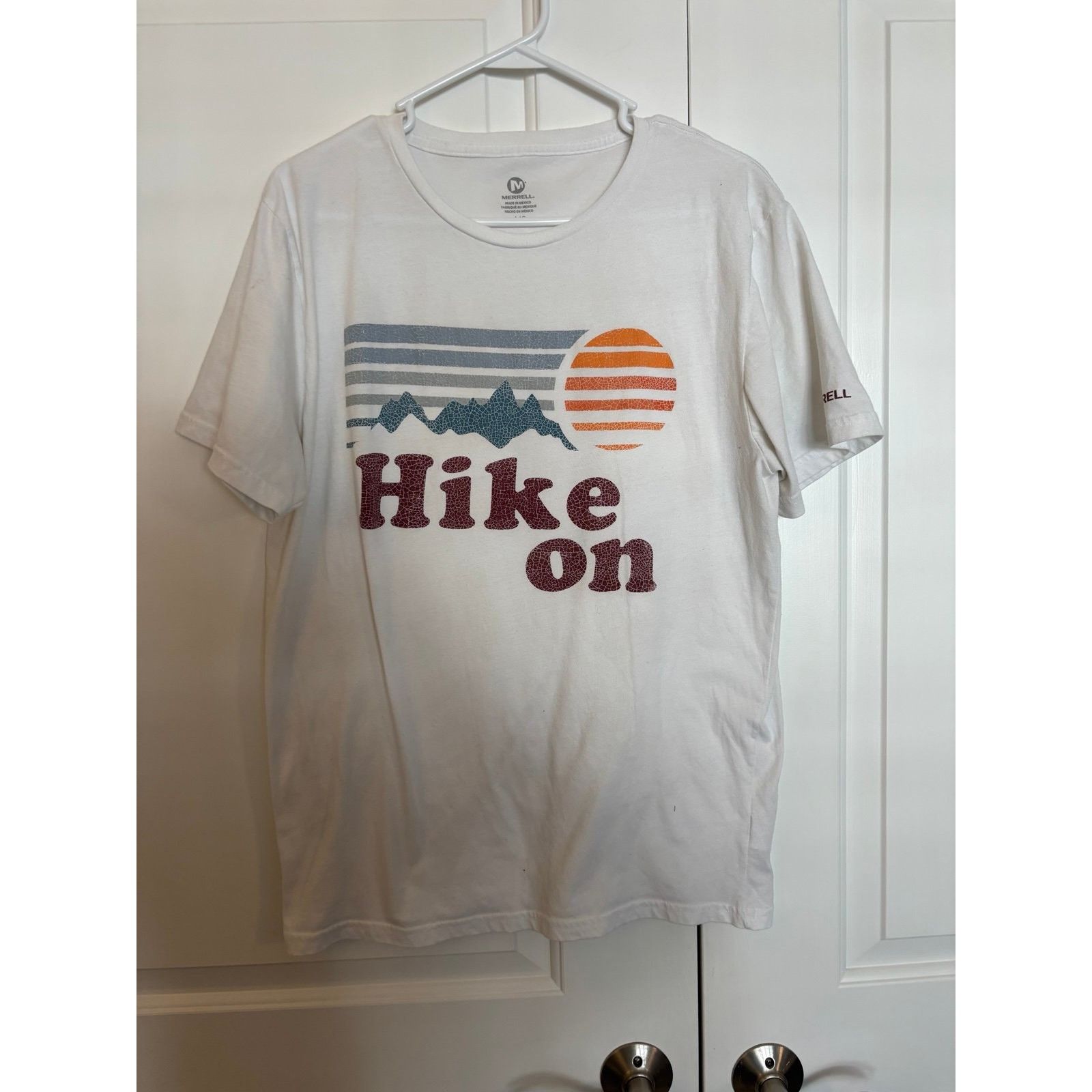 Merrell white Merrell Men's crew neck graphic tee size Large Size US L / EU 52-54 / 3 - 1 Thumbnail
