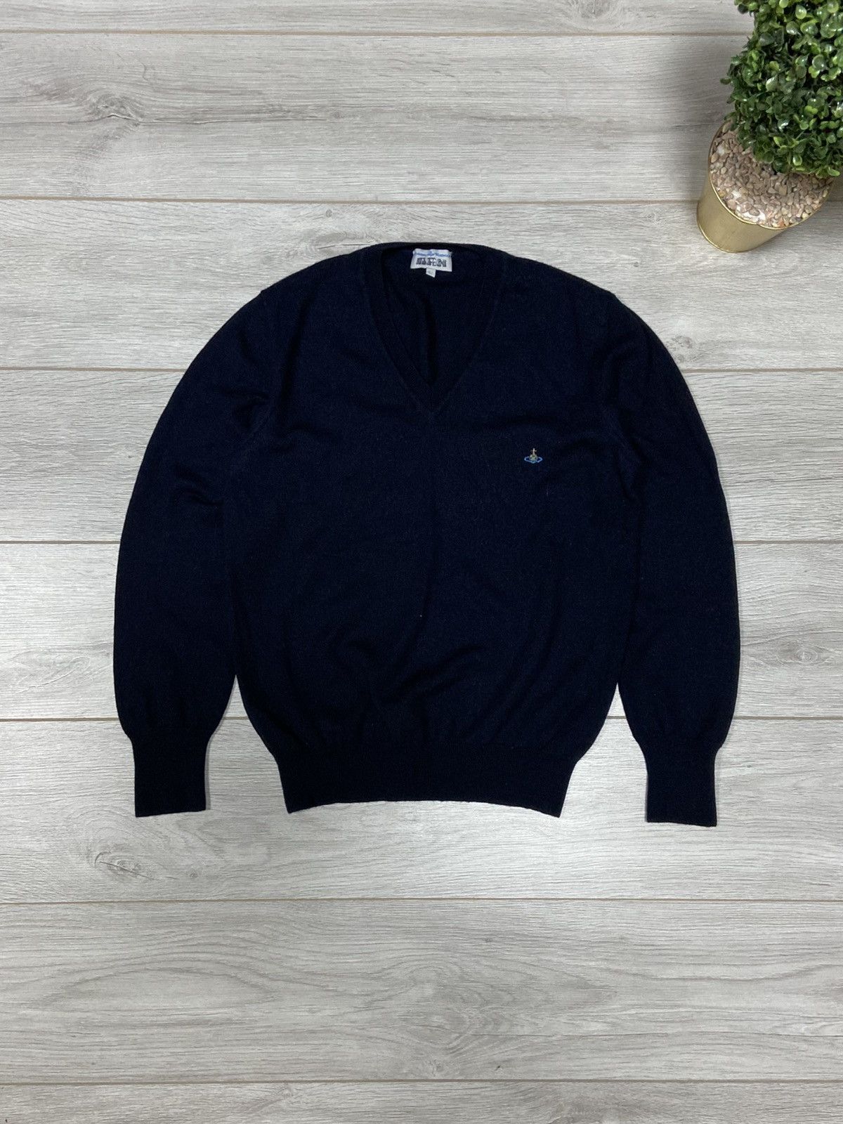 Vivienne Westwood Vivienne Westwood orb wool sweater v neck Size US L / EU 52-54 / 3 - 1 Thumbnail