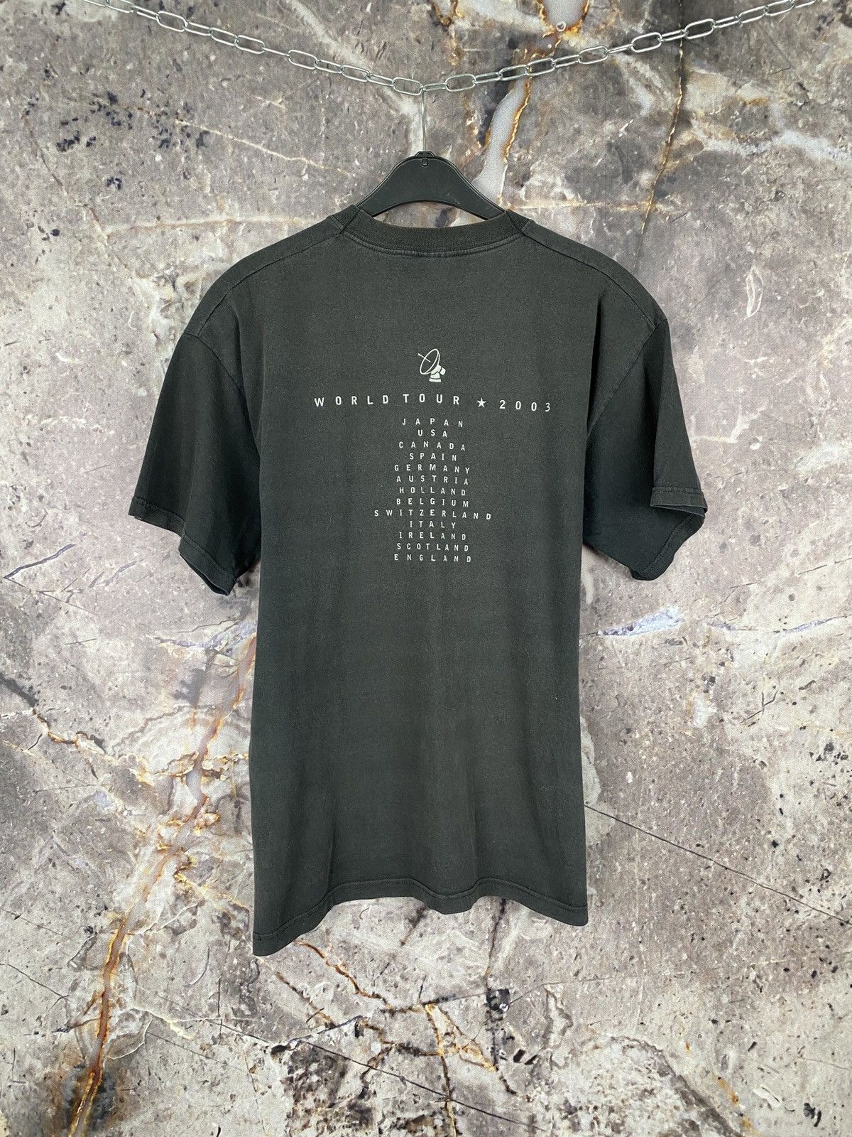 Band Tees Men’s Bob Jovi T-Shirt World Tour 2003 Music Size Large Size US L / EU 52-54 / 3 - 8 Thumbnail