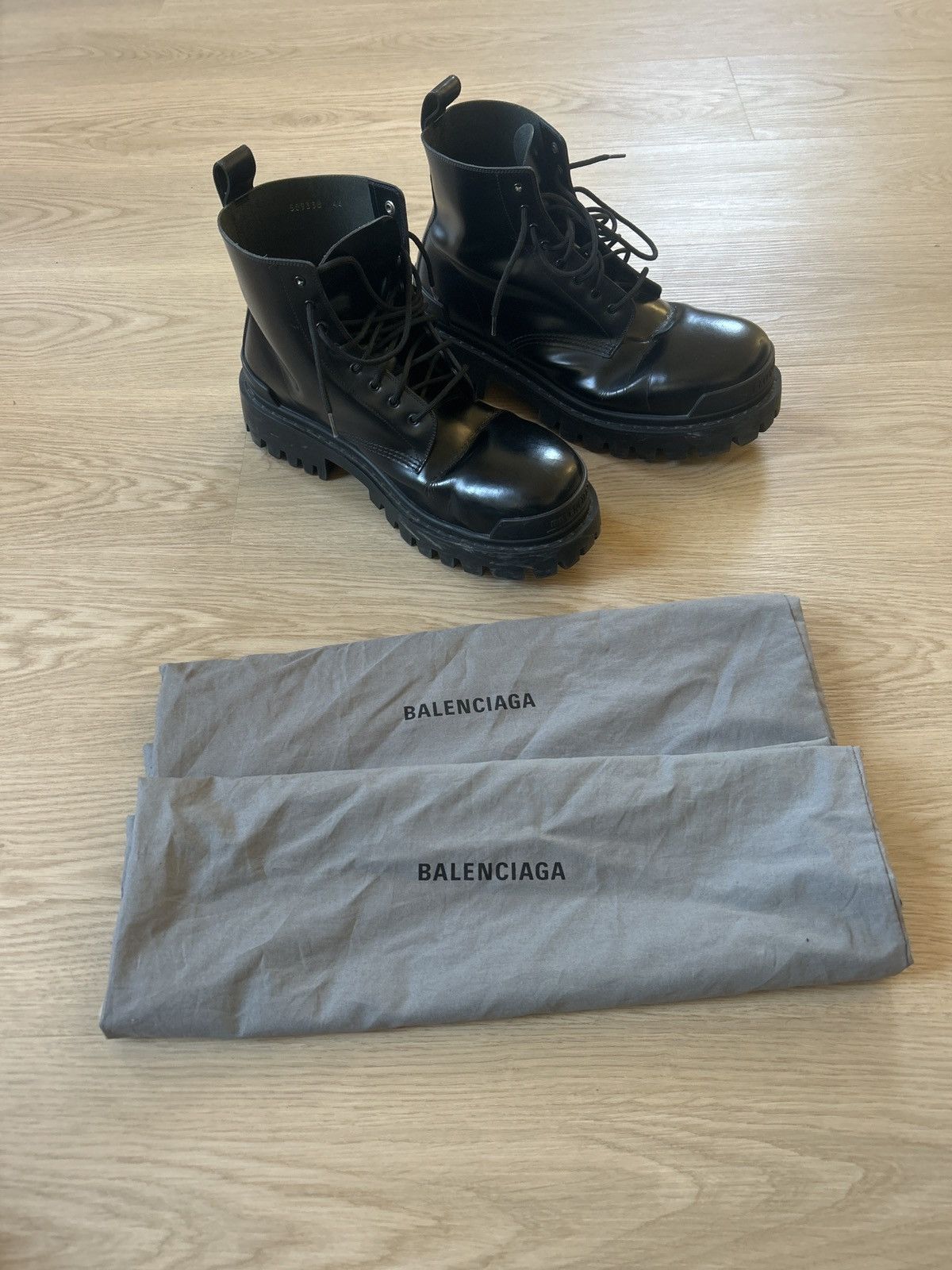 Balenciaga Balenciaga Strike Boots Size US 11 / EU 44 - 8 Thumbnail