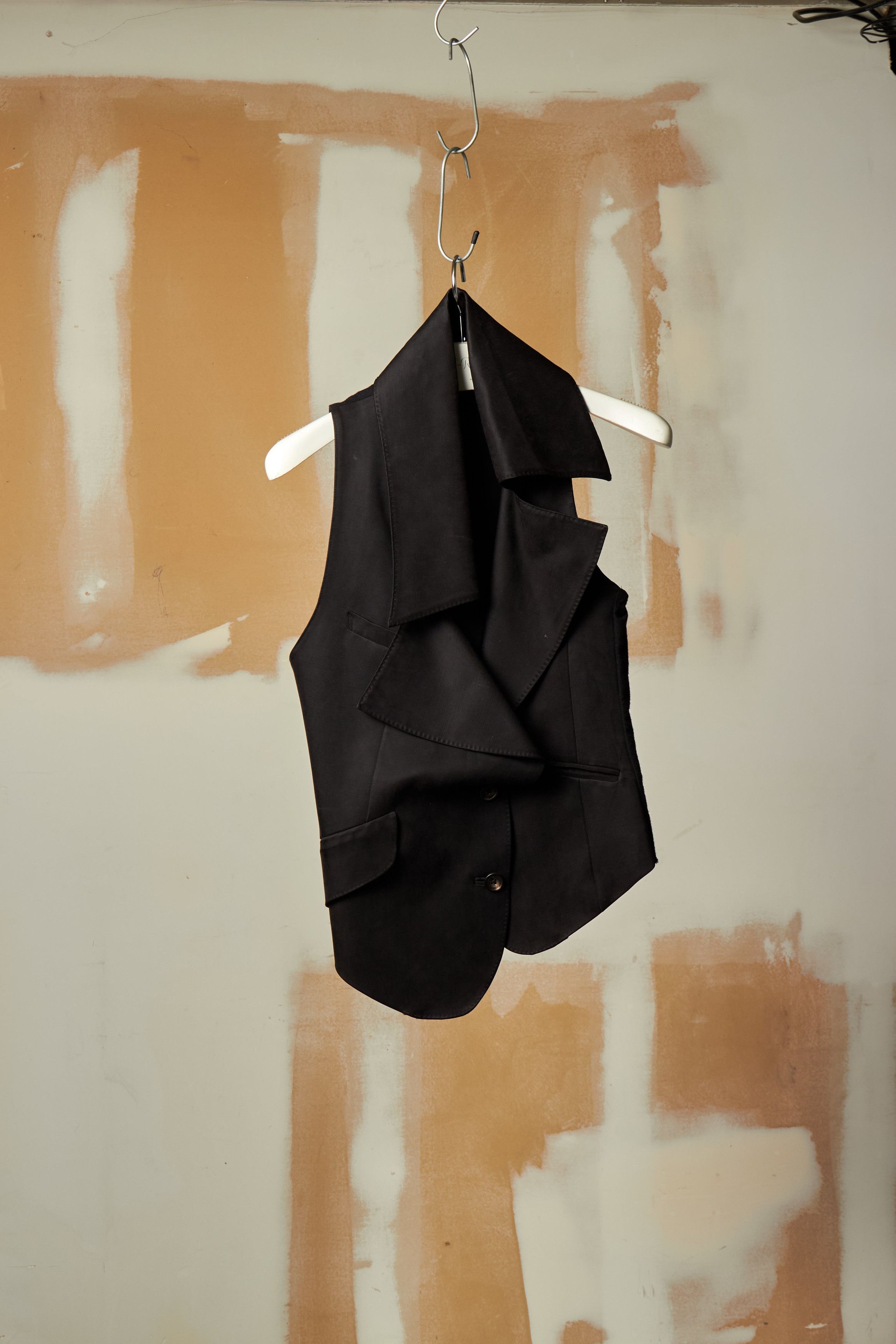 If Six Was Nine VAMPIRE BLACK ASYMMETRICAL VEST Size US XS / EU 42 / 0 - 1 Thumbnail