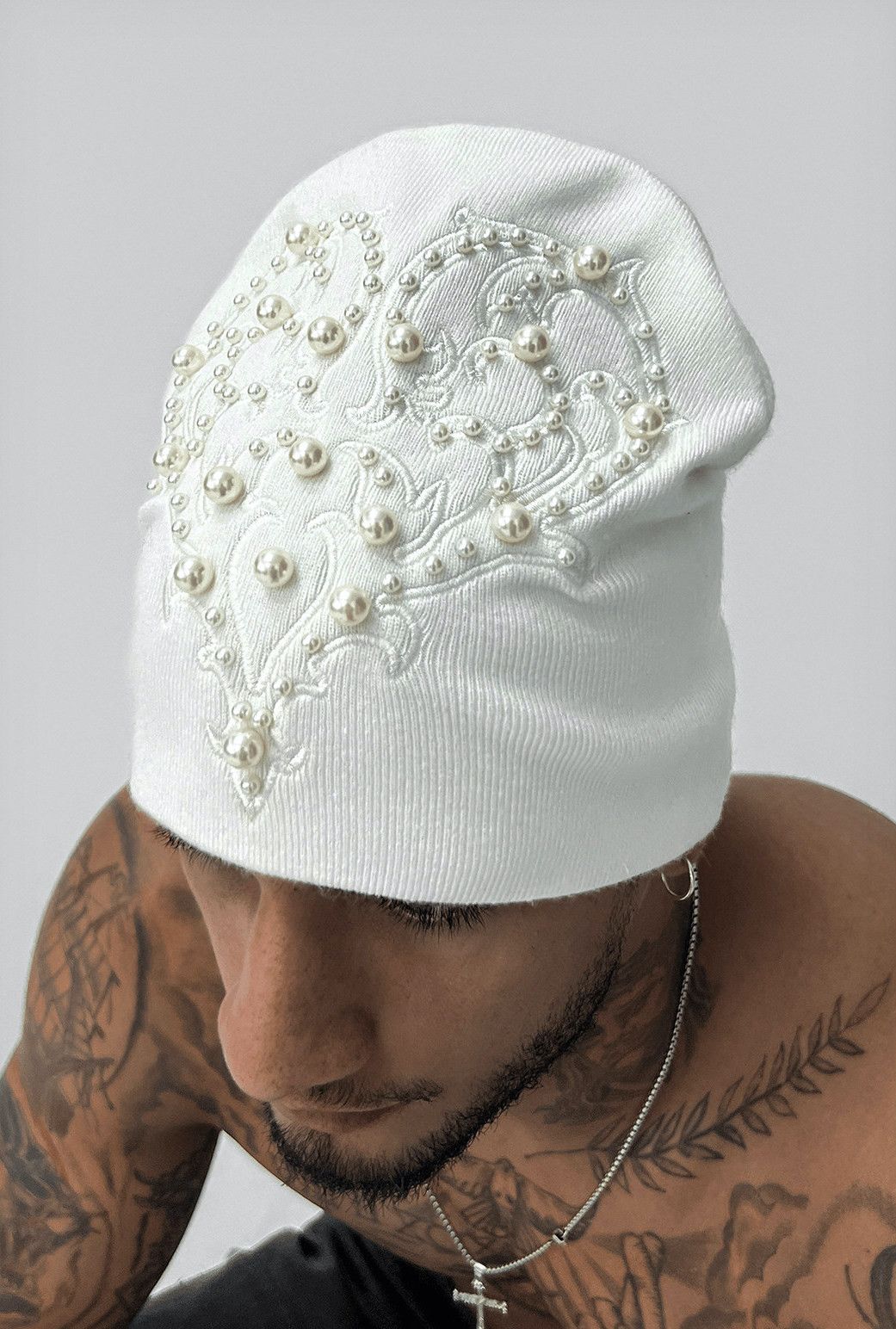 VIBE Pearl Heart Beanie Size ONE SIZE - 4 Thumbnail