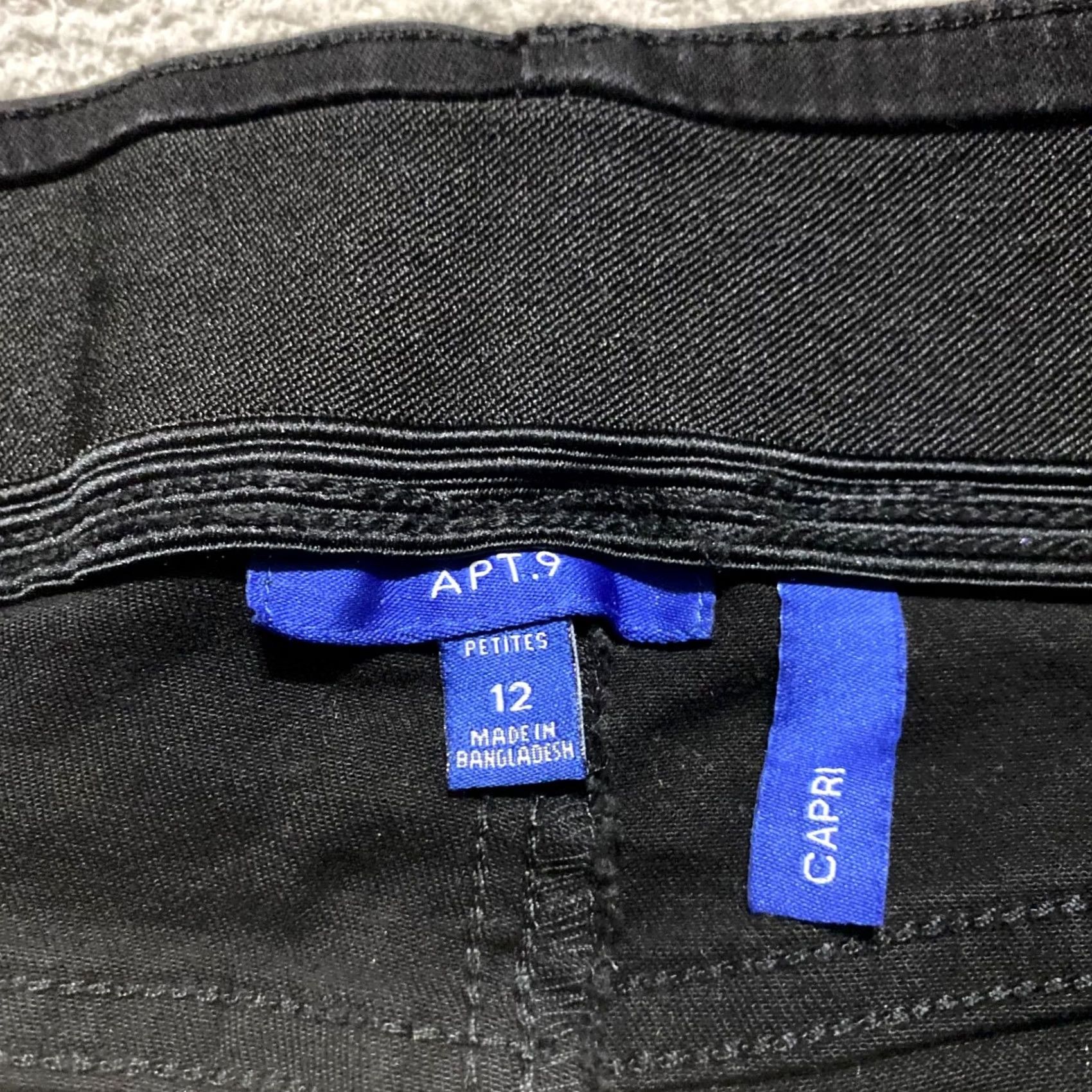 Apt. 9 Apt. 9 Jeans Capris Black Dark Wash Mid Rise Petite 12P 5-Pocket Denim Regular Womens Capris Jeans Size 34" / US 12 / IT 48 - 3 Thumbnail