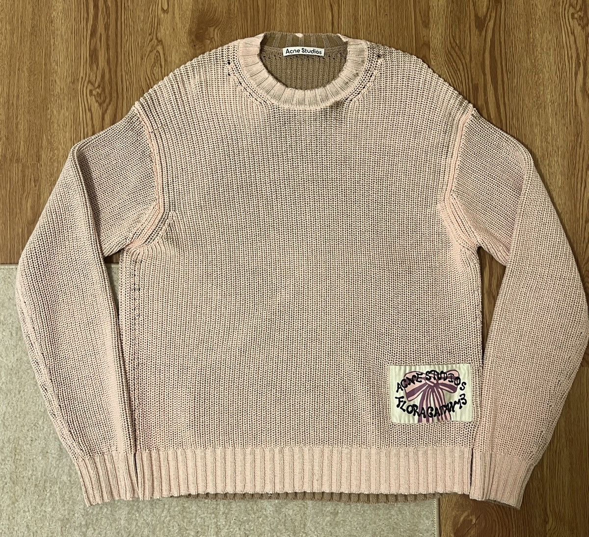 Acne Studios Acne Studios Pink Patch Sweater Size S / US 4 / IT 40 - 8 Thumbnail