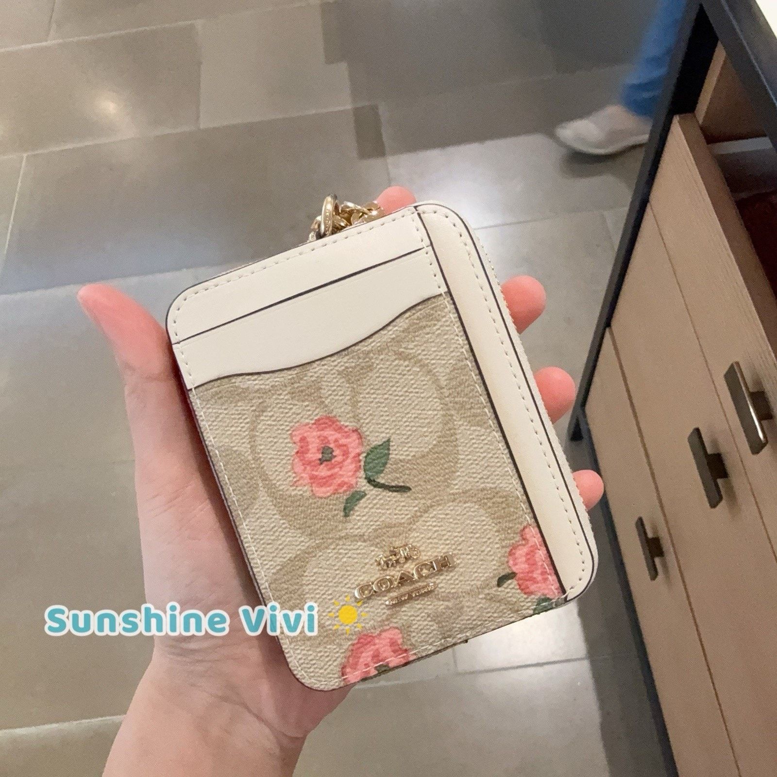 NWT Coach Zip Card Case In Signature Canvas Floral CR971