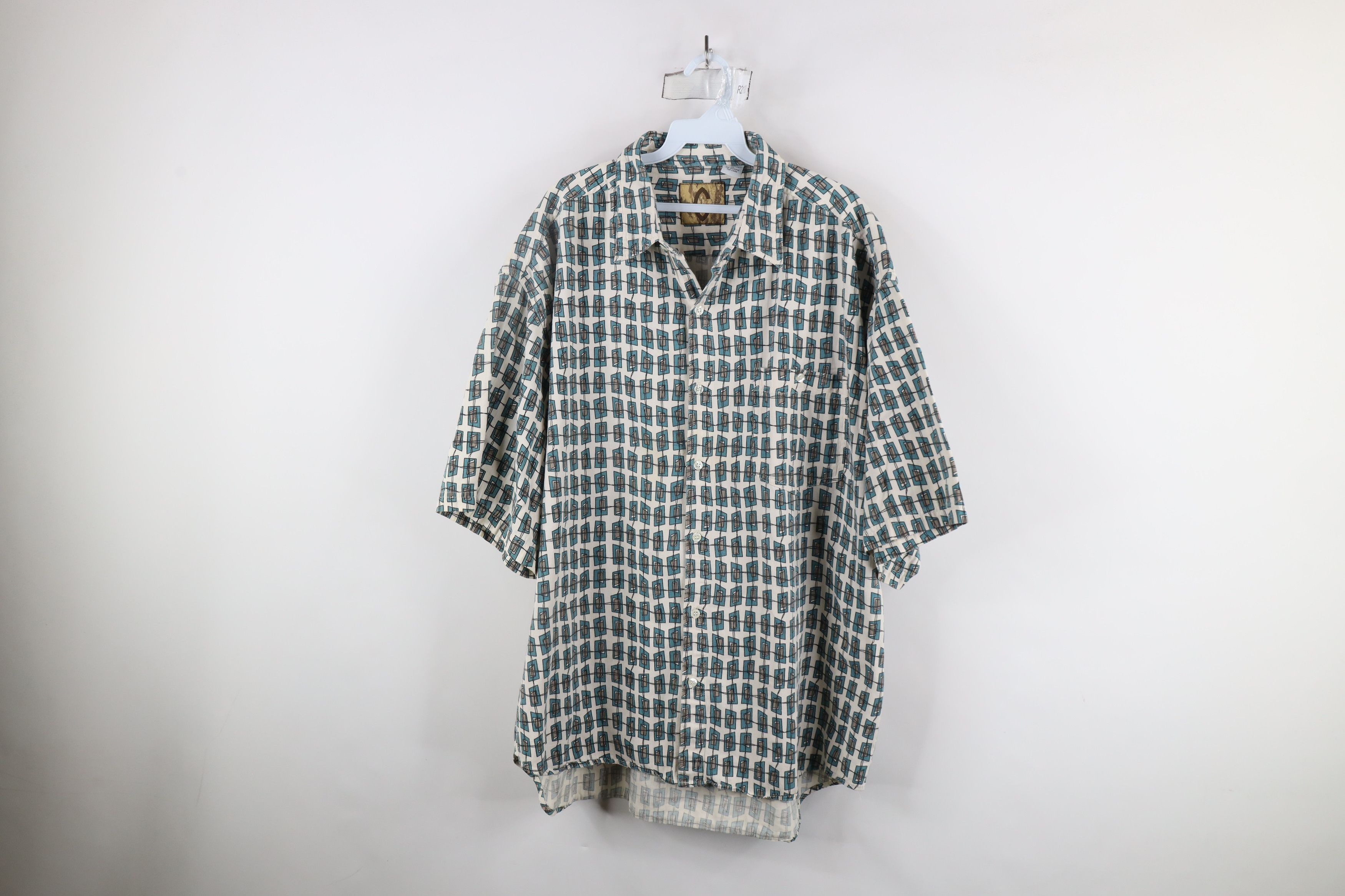Vintage Vintage 90s Streetwear Fit Short Sleeve Button Shirt Cotton Size US XL / EU 56 / 4 - 1 Thumbnail
