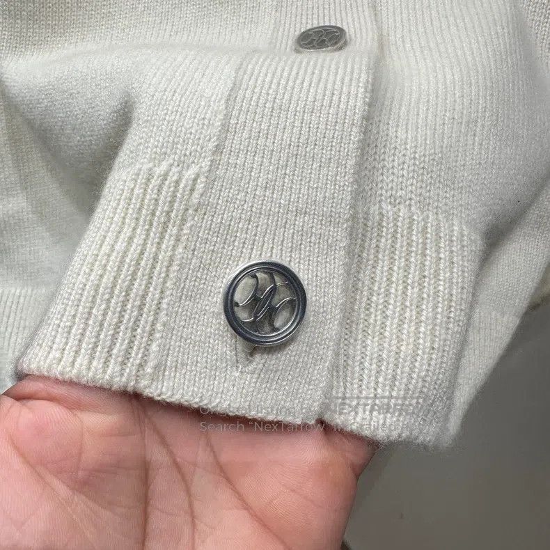 Hermes Hermes Silver Button 26 Gauge Cashmere Knit Cardigan Size XXS / US 00 / IT 34 - 6 Thumbnail