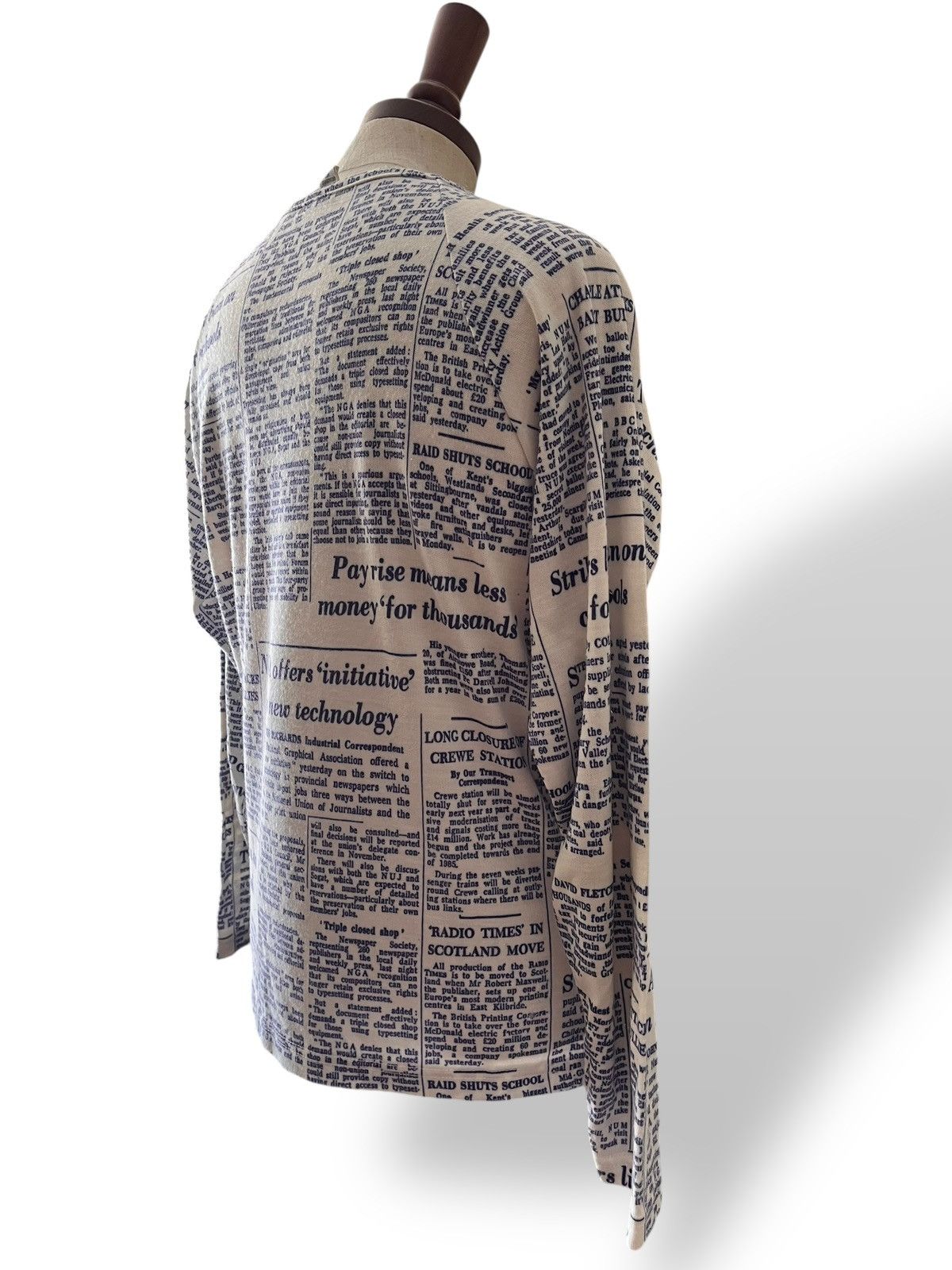 Japanese Brand C & A Full Print Newspaper Longsleeve Shirt Size US M / EU 48-50 / 2 - 8 Thumbnail