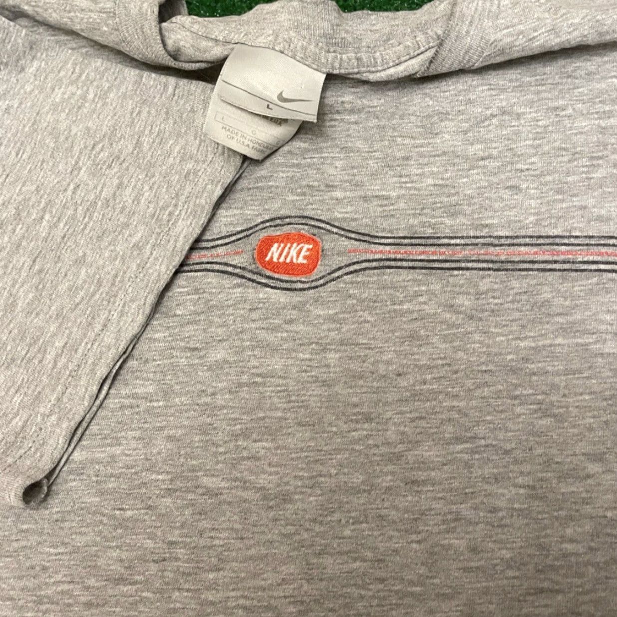Nike VINTAGE Nike Essential Embroidered Center Logo VTG Shirt Mens Size L Gray 90s Hip Hop Sports Logo Men Short Sleeve T-Shirt 1990-1999 Size US L / EU 52-54 / 3 - 2 Thumbnail
