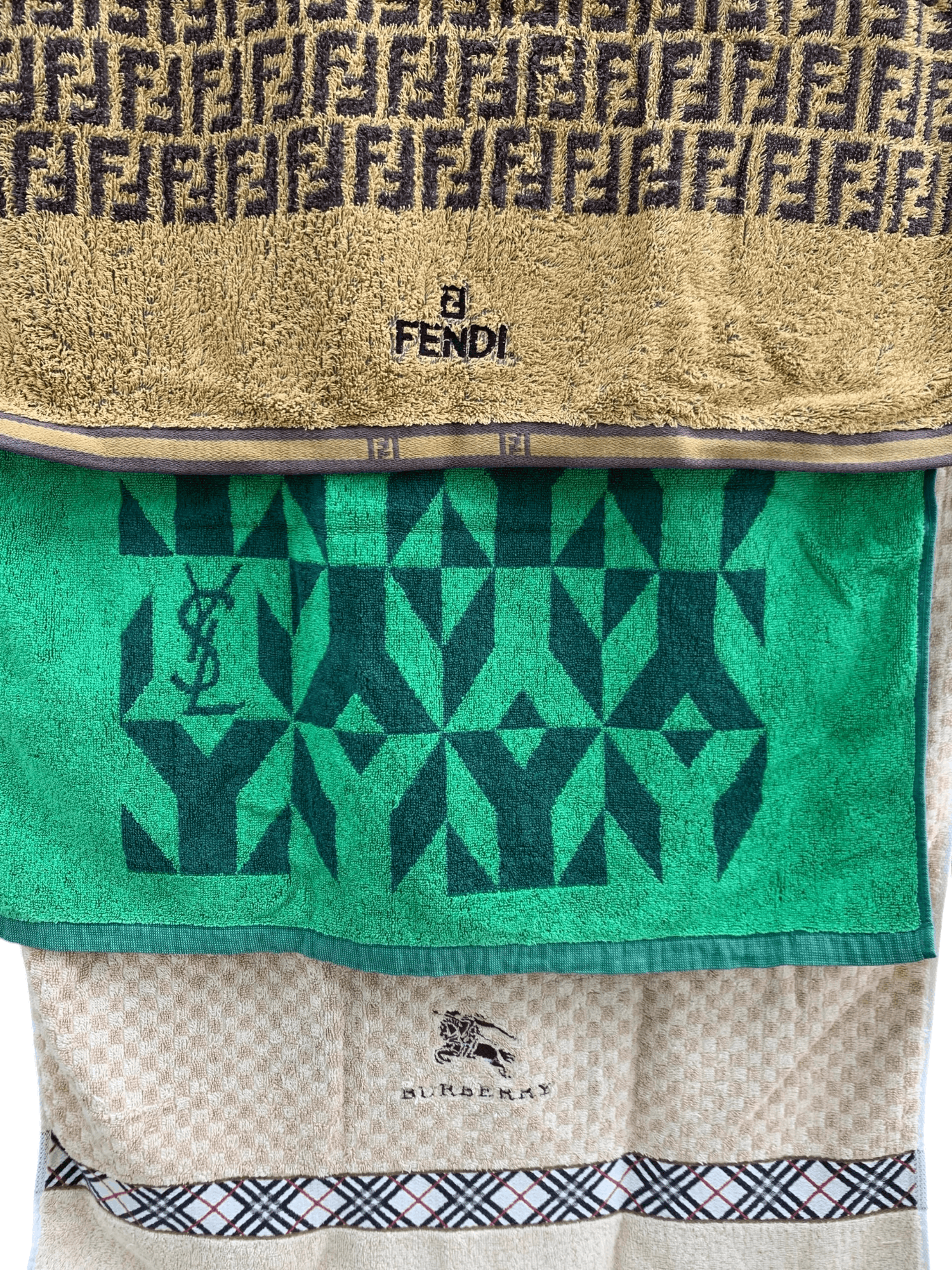 Fendi Fendi Ysl Burberry Combo Towel Size ONE SIZE - 1 Thumbnail