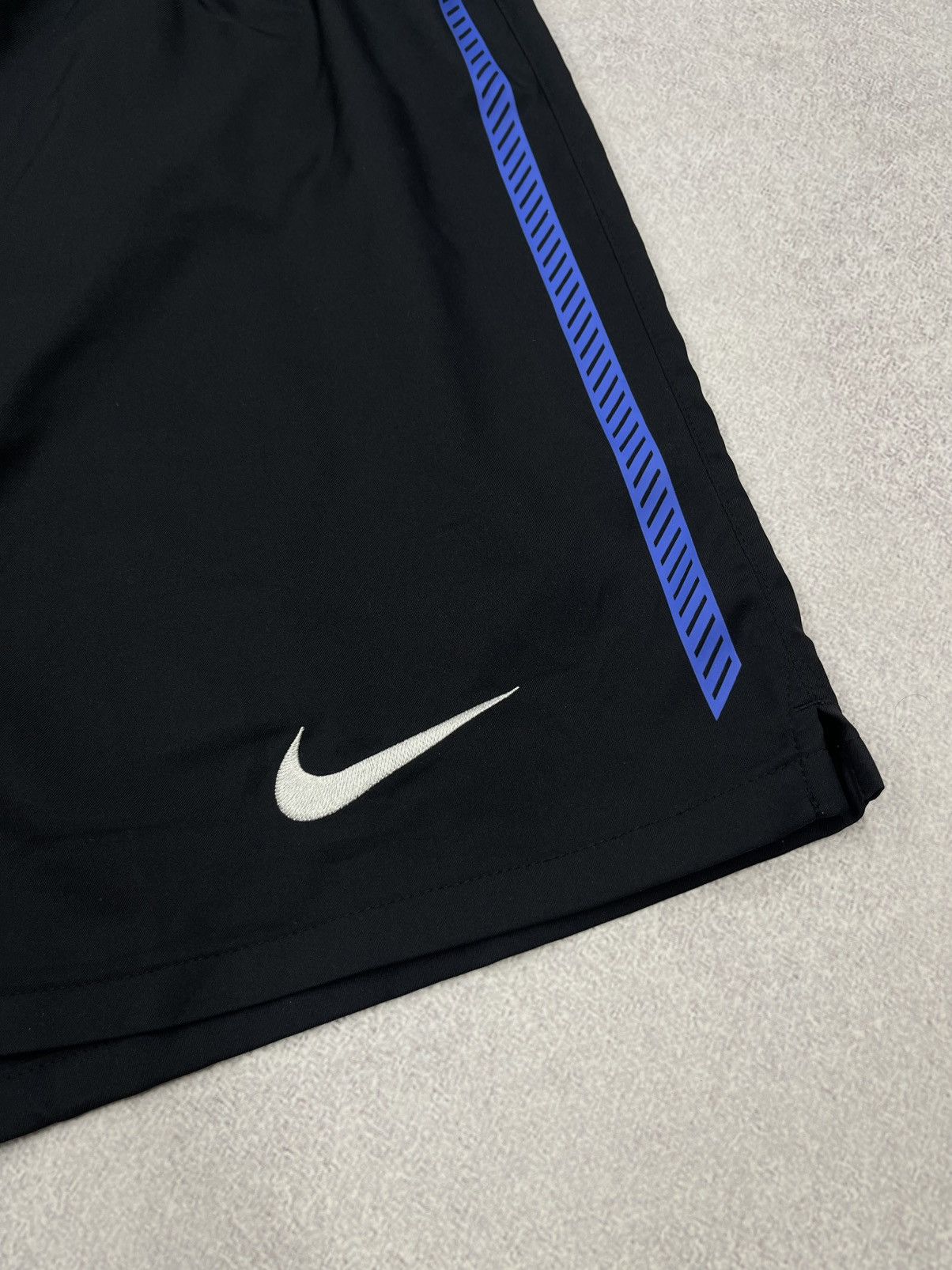 Nike Vintage Nike Inter Soccer Shorts Black Dri Fit Football Size US 36 / EU 52 - 5 Thumbnail