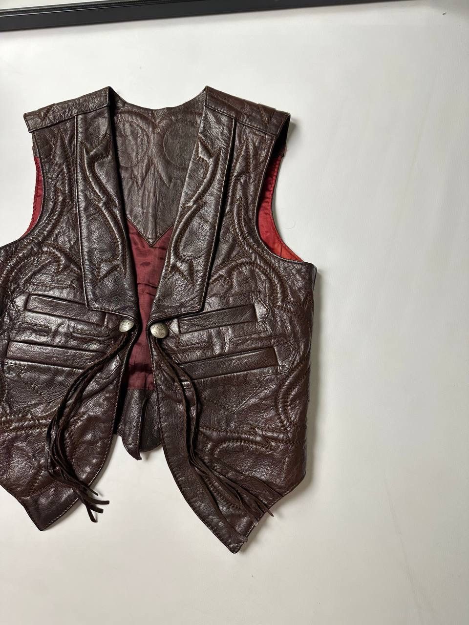 Cowboy Equipment 80s Cowboy Handmade Wester Leather Vest Mexico Vintage Spain Size S / US 4 / IT 40 - 13 Thumbnail