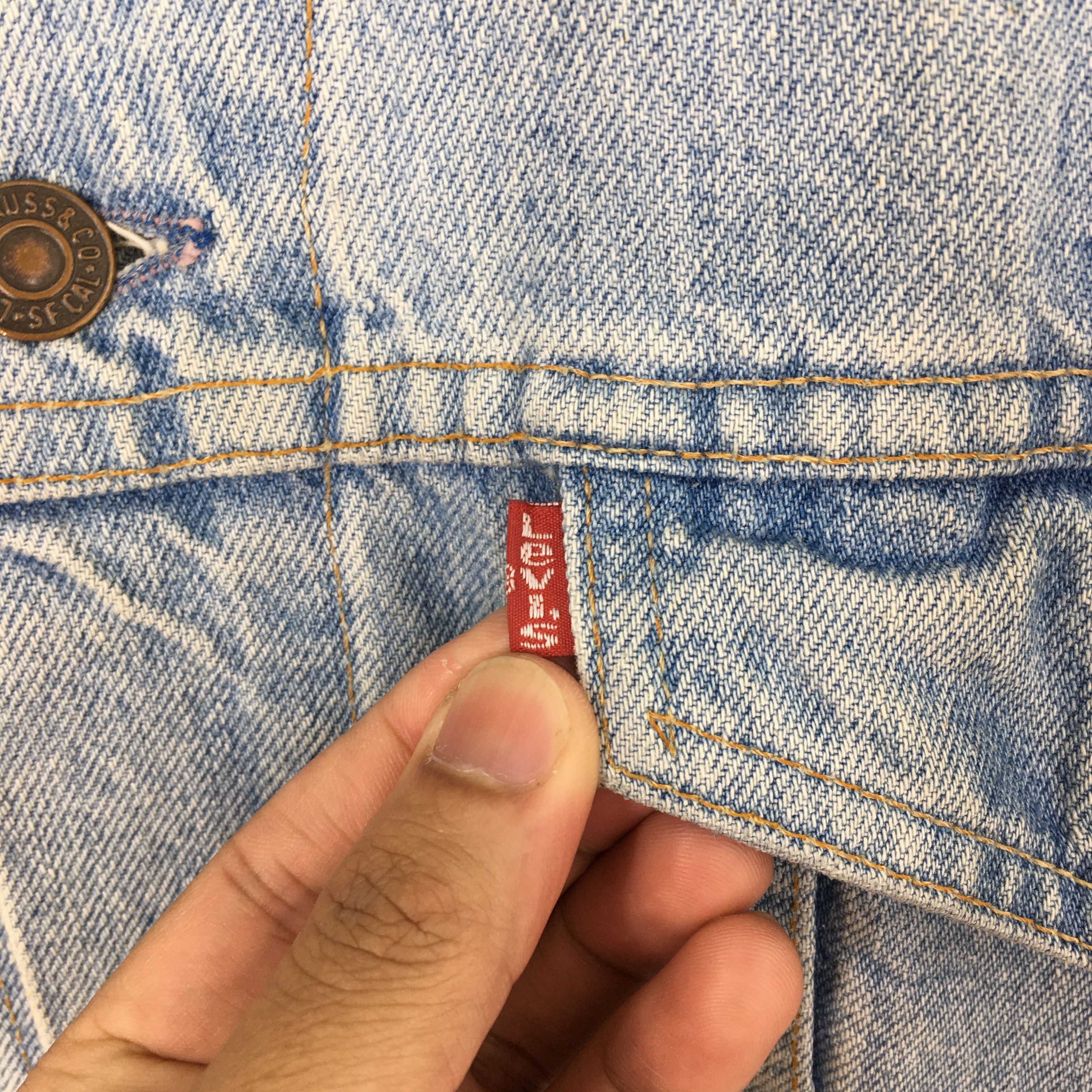 Vintage 90s Levi\'s Trucker Faded Denim Jacket Medium