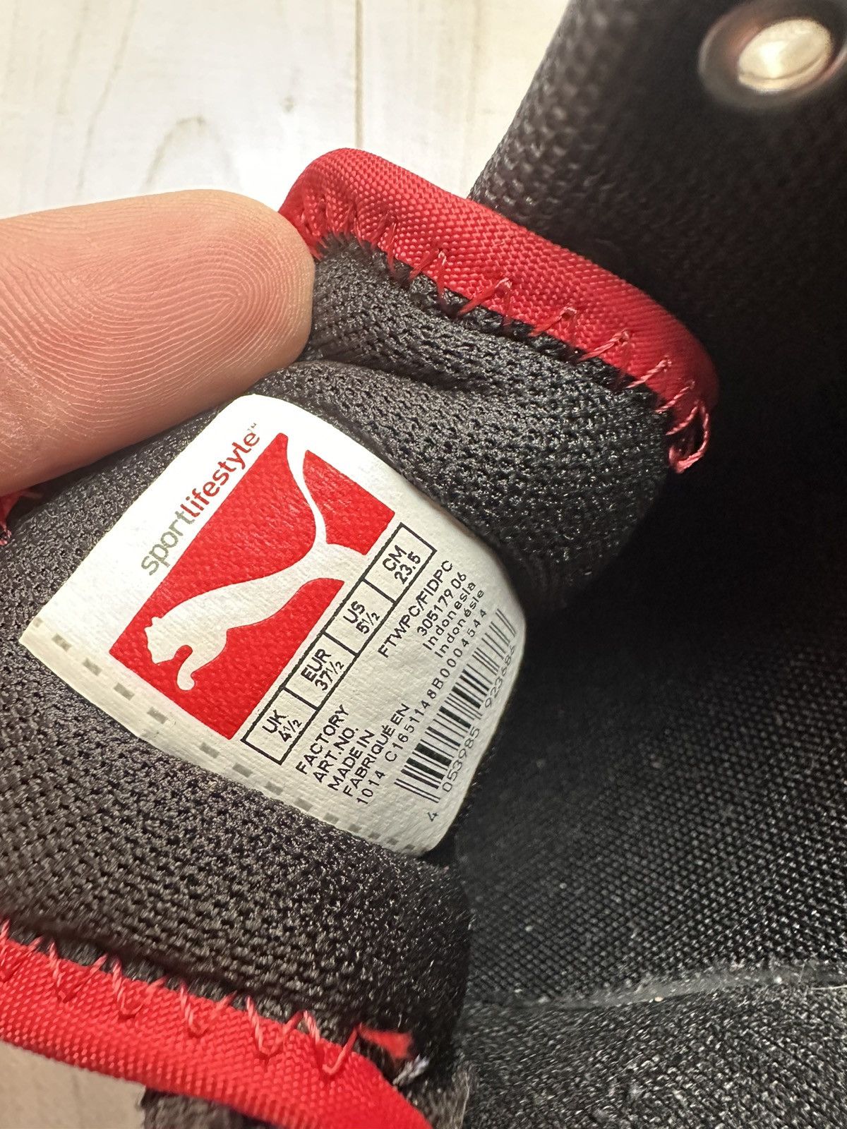 Puma × Vintage Vintage sneakers Puma Ferrari racing size US5.5 Y2K rare Size US 5.5 / IT 35.5 - 9 Thumbnail