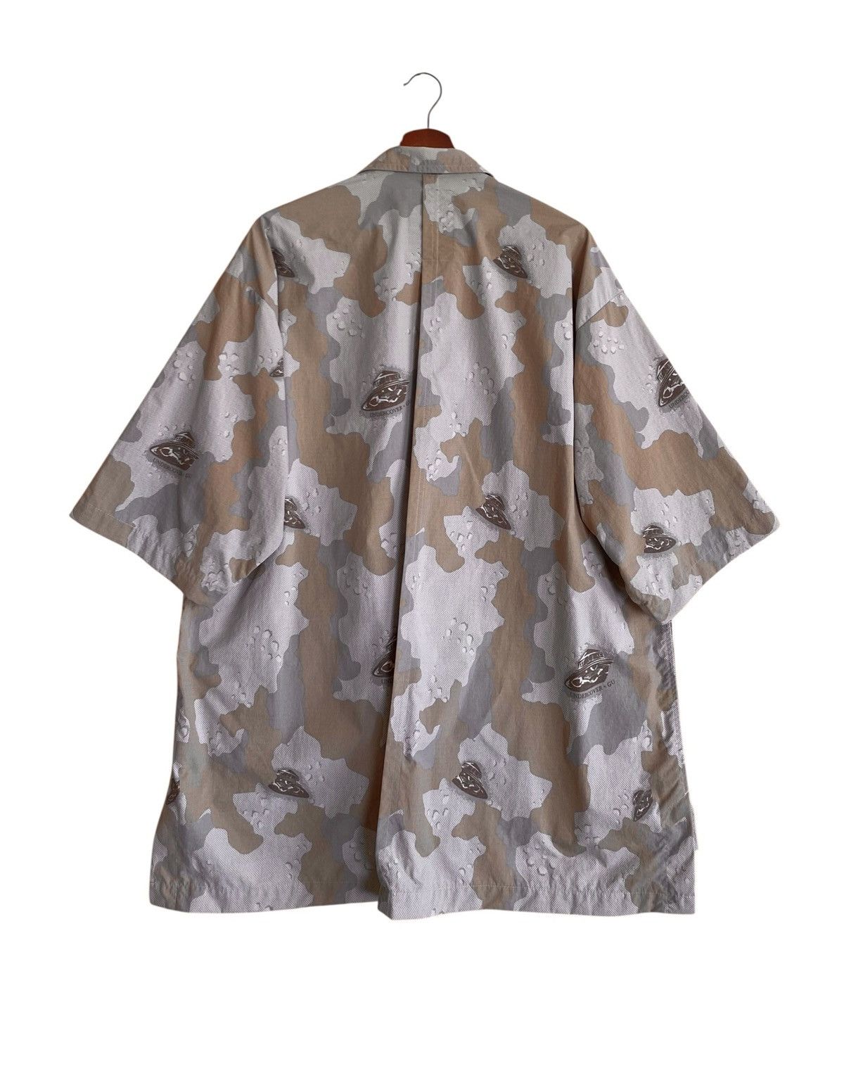 GU × Undercover Rare Japanese Brand GU X Undercover Desert Camo Baggy Shirt Size US XL / EU 56 / 4 - 2 Thumbnail