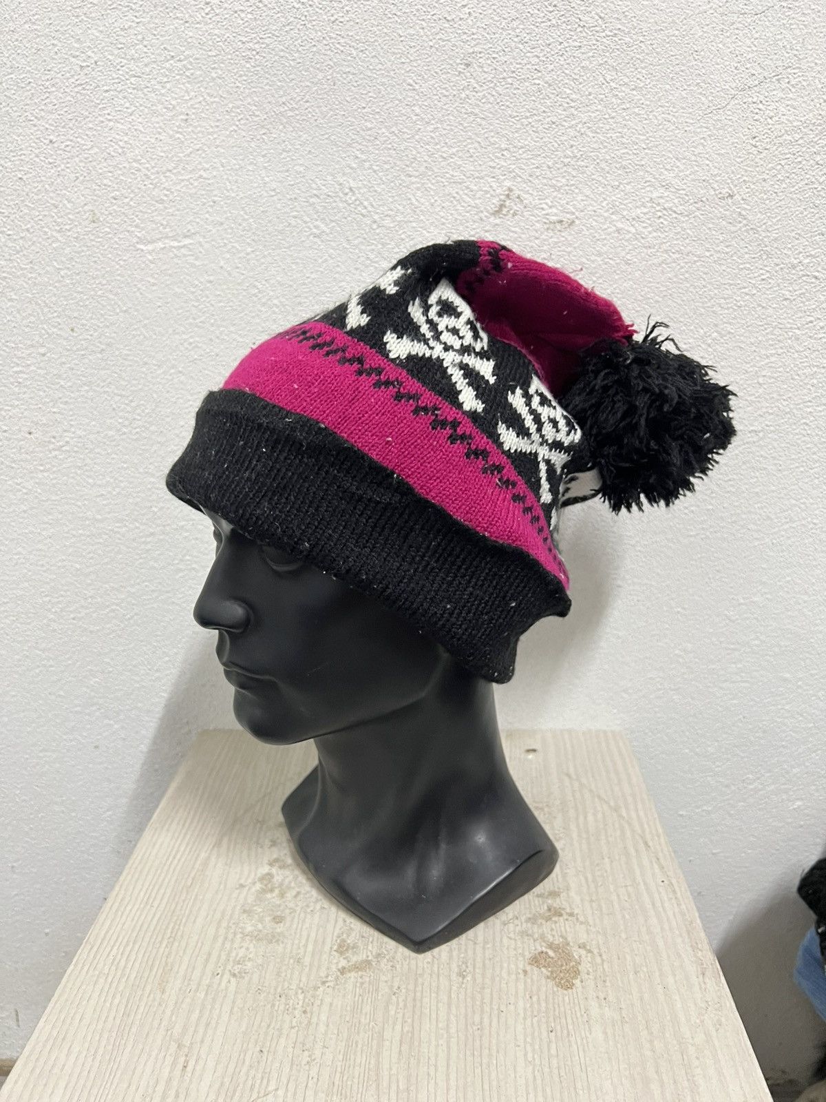 Seditionaries Vintage Skulls Seditionaries Beanie Hat Size ONE SIZE - 3 Thumbnail