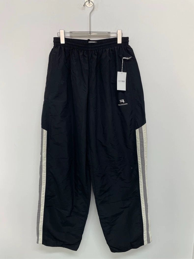 Balenciaga Balenciaga size S Sweater pants black Size US 27 - 1 Thumbnail