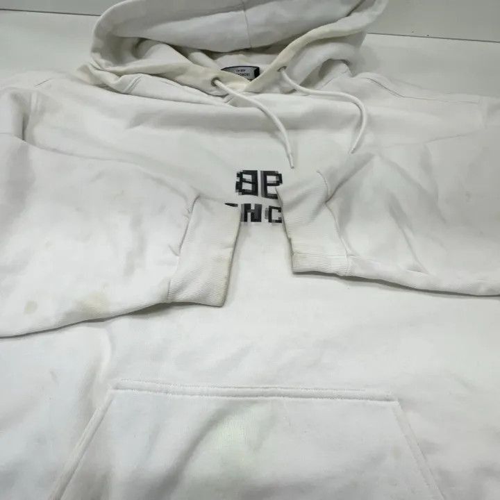 Balenciaga Balenciaga Balenciaga Hoodie with Drawstring in White -250 Size US M / EU 48-50 / 2 - 7 Thumbnail